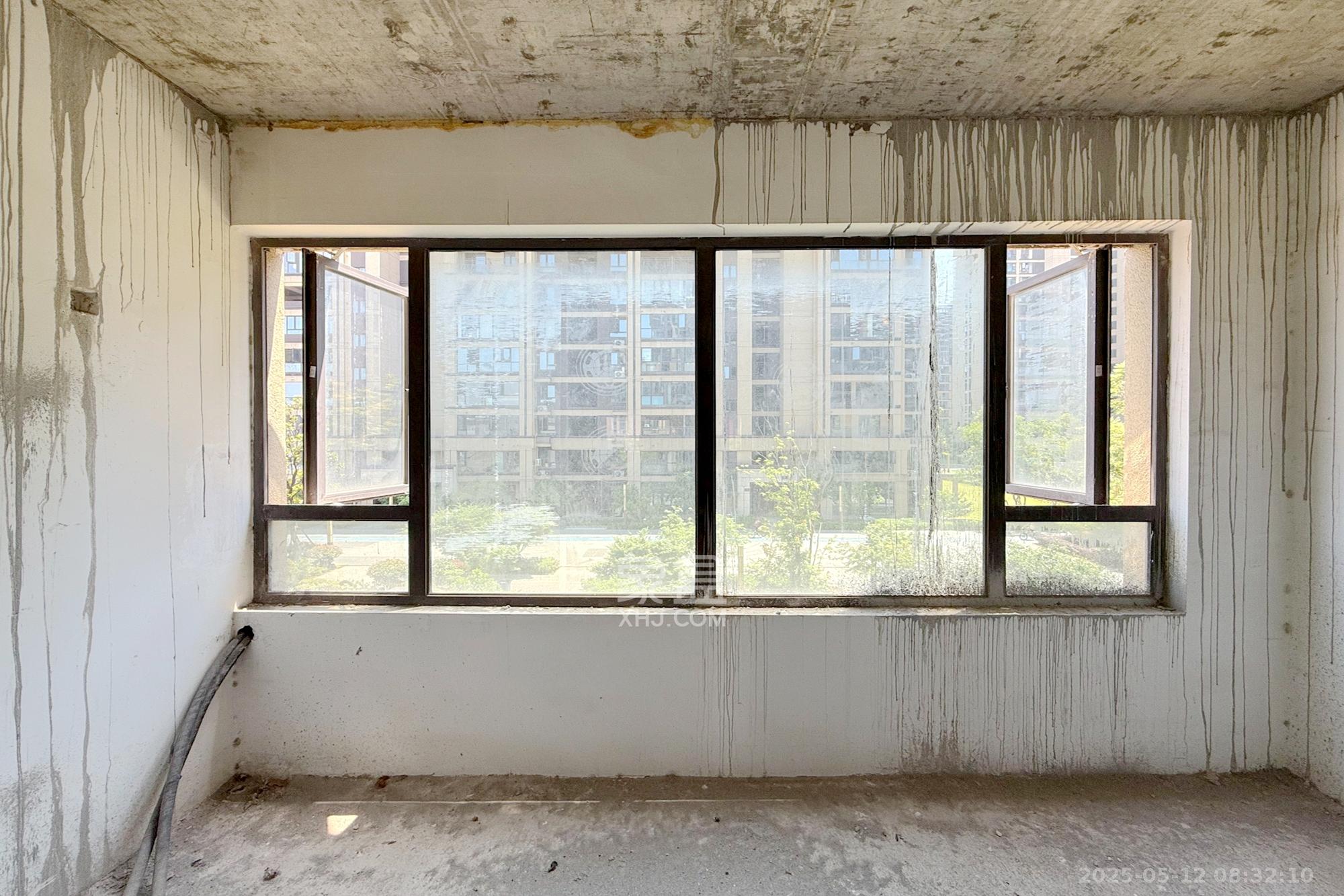 阳光城联利悦澜府  4室2厅2卫    122.0万 阳光城联利悦澜府  4室2厅2卫    122.0万阳台