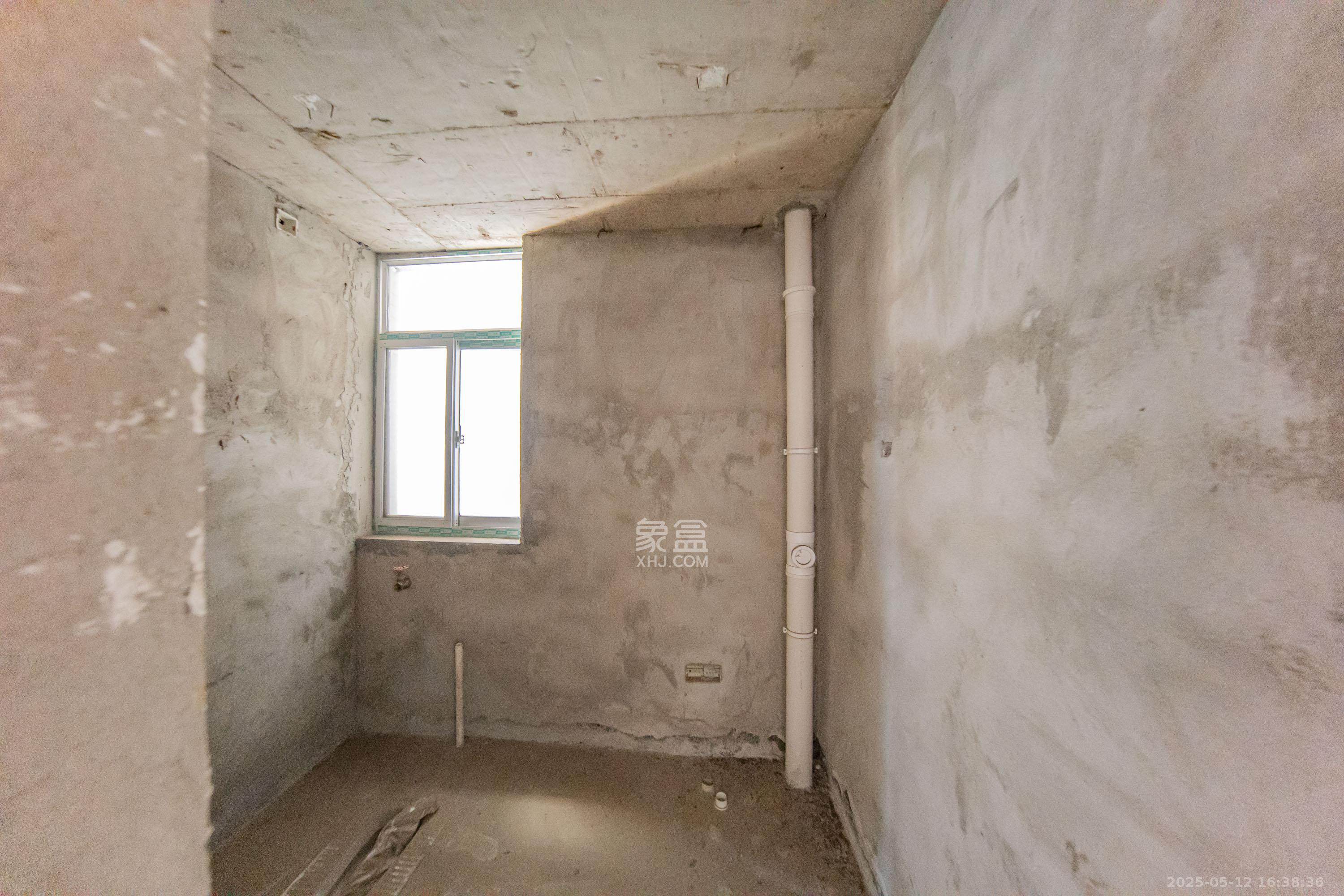 锑都家园 3室2厅2卫 48.6万 锑都家园 3室2厅2卫 48.6万卫生间