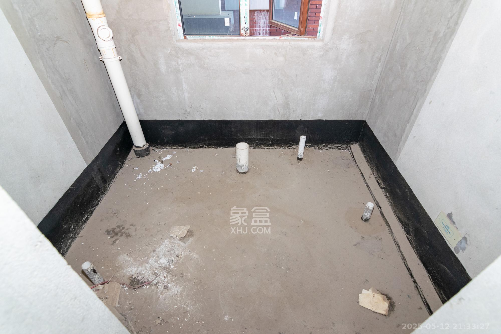 熙庭原著(房聚云台府)  6室2厅2卫    146.0万 熙庭原著(房聚云台府)  6室2厅2卫    146.0万卫生间