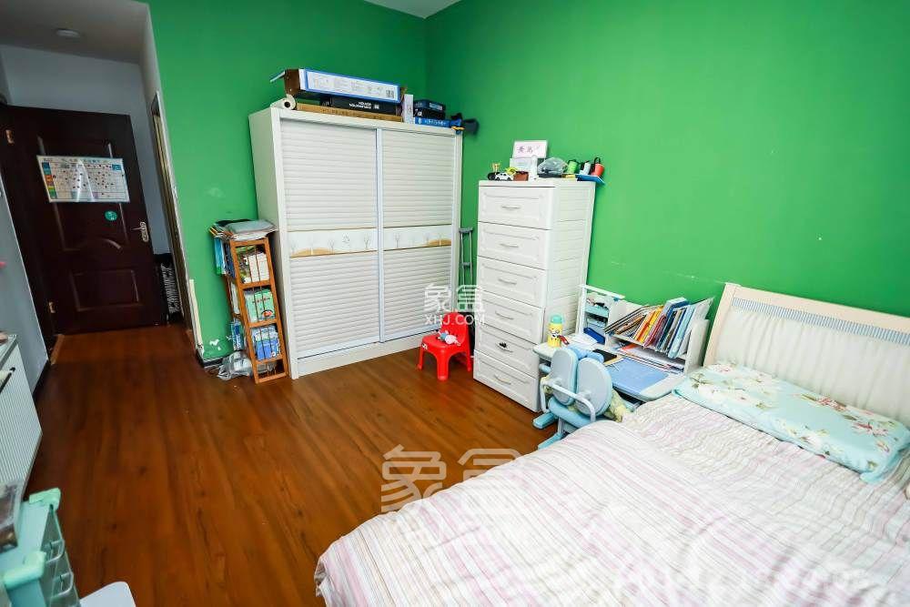 万象府台  3室2厅1卫   3600.00元/月室内图