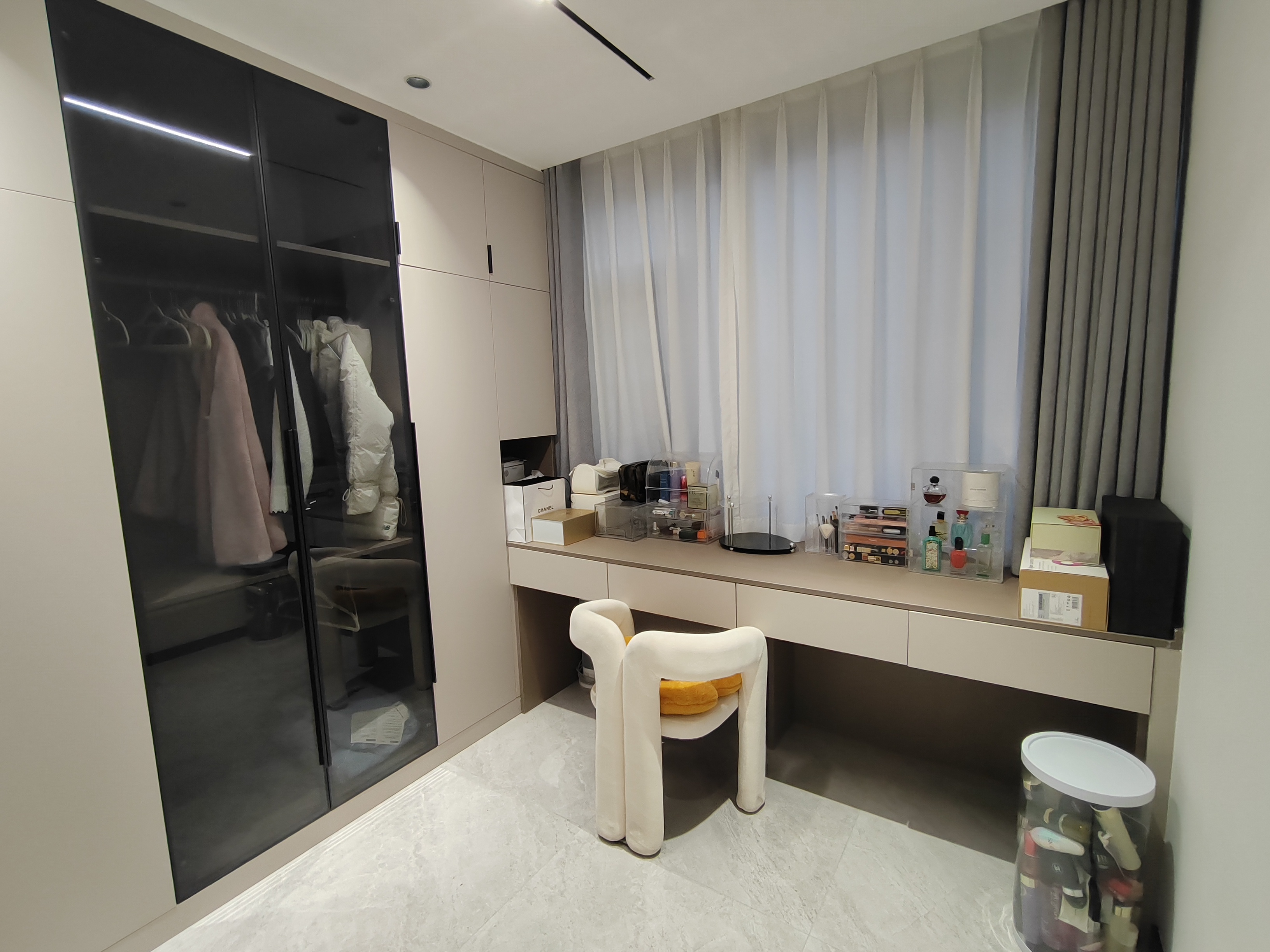 湘悦青春里  5室2厅2卫   156.80万客厅