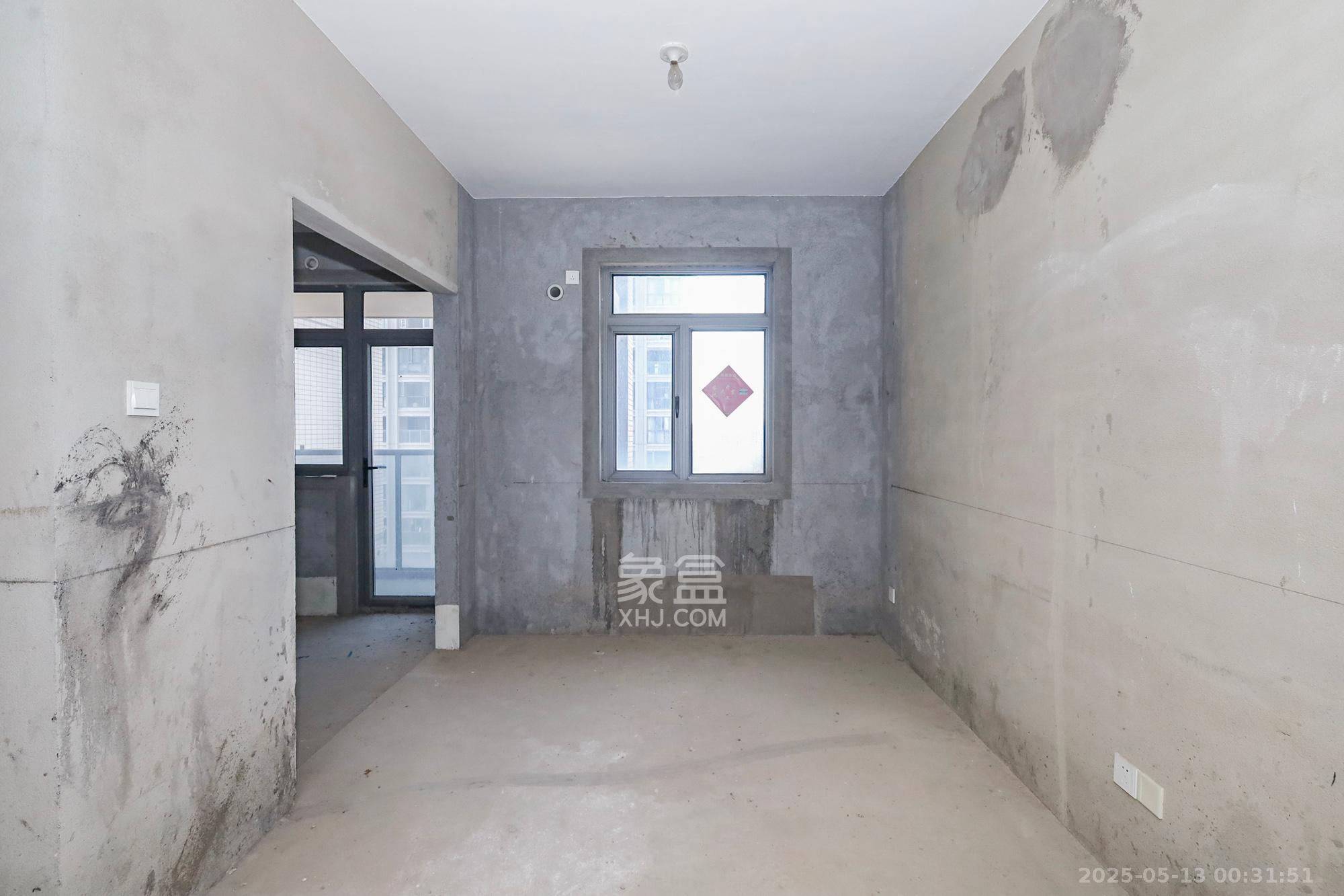 八方小区C区 4室2厅2卫 438.0万 八方小区C区 4室2厅2卫 438.0万其他