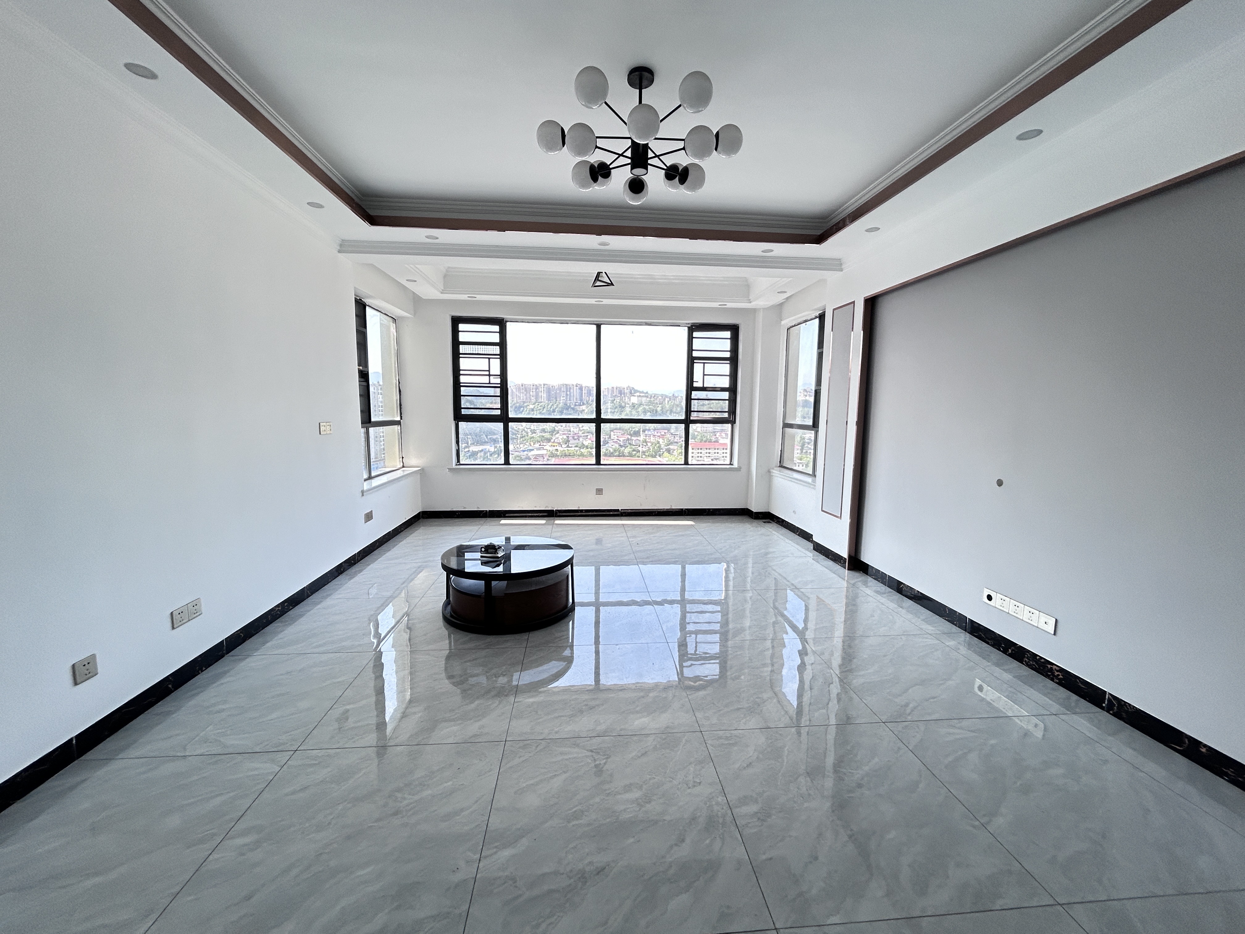 天成国际 1室0厅0卫 2200.0元/月 天成国际 1室0厅0卫 2200.0元/月室内图