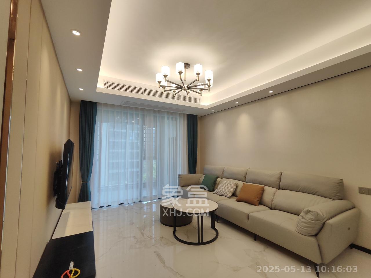 中海麓山境南区  3室2厅2卫   3100.00元/月室内图