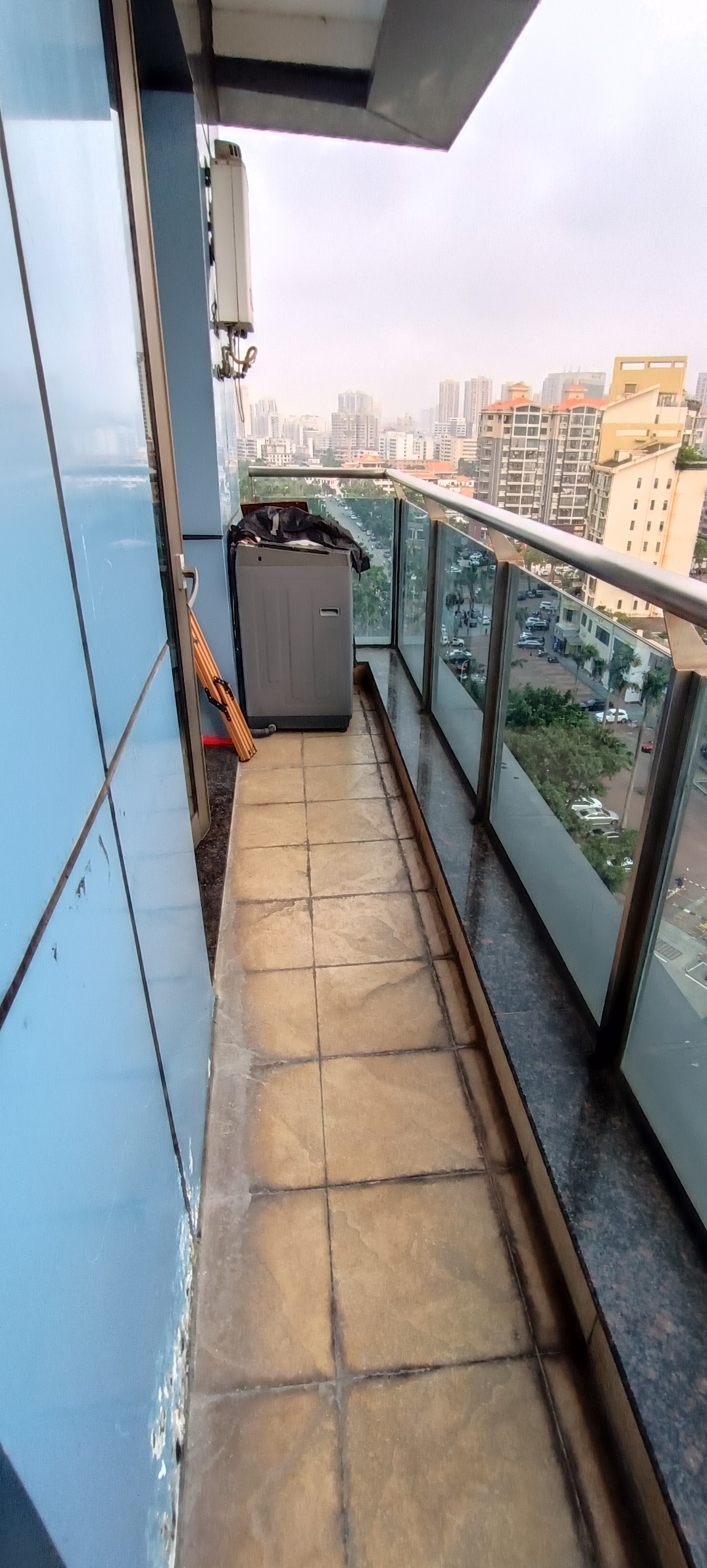 外滩中心 1室1厅1卫 2300.0元/月 外滩中心 1室1厅1卫 2300.0元/月室内图