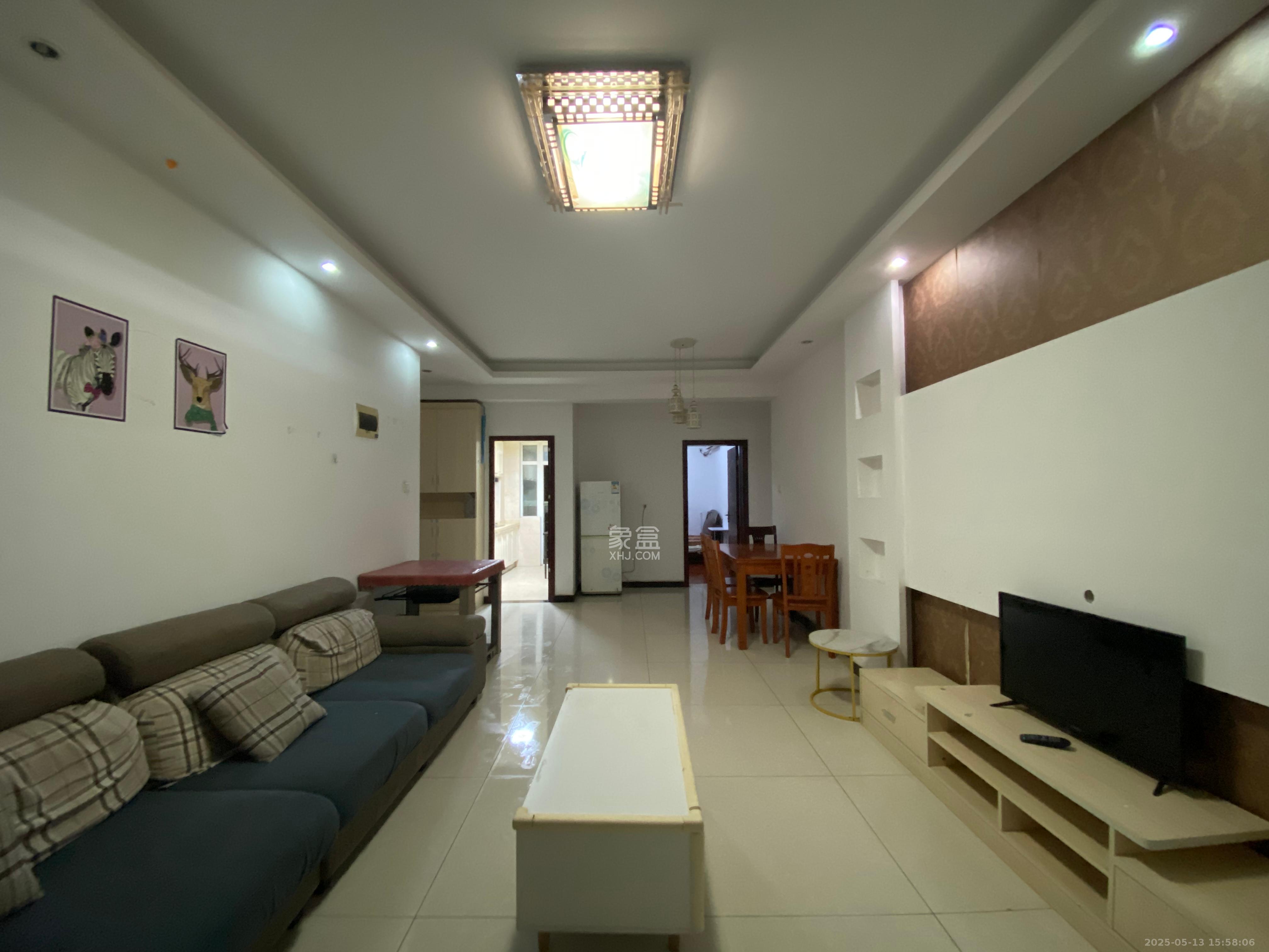 中房F联邦 1室2厅2卫 2500.0元/月 中房F联邦 1室2厅2卫 2500.0元/月室内图