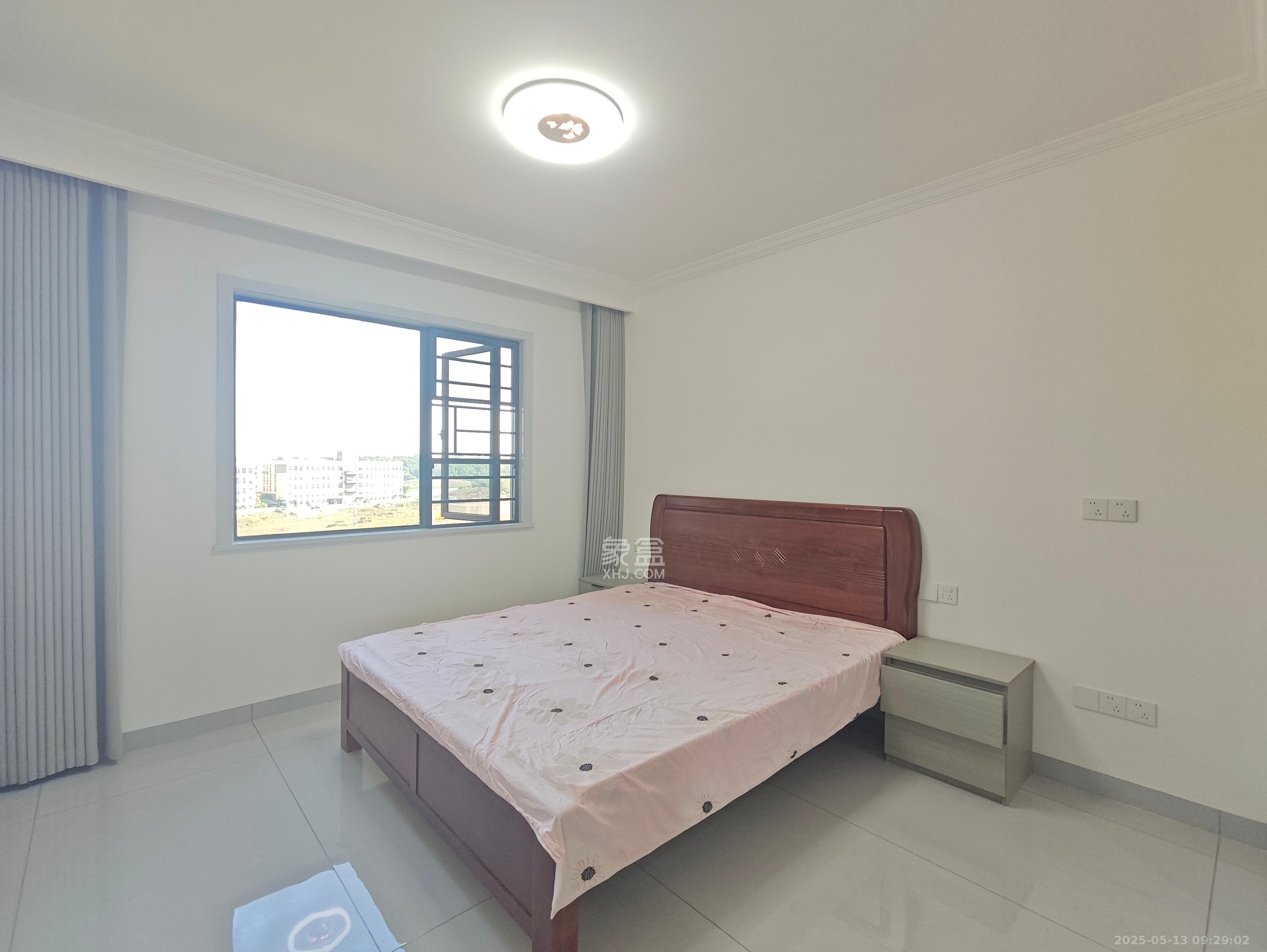 智达佳园  3室2厅2卫    2000.0元/月 智达佳园  3室2厅2卫    2000.0元/月室内图