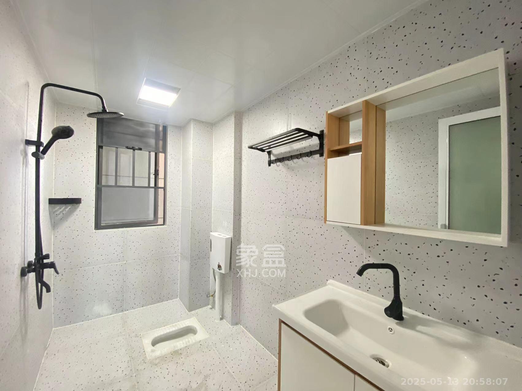 中交中央公园D5区  3室2厅2卫   3000.00元/月室内图