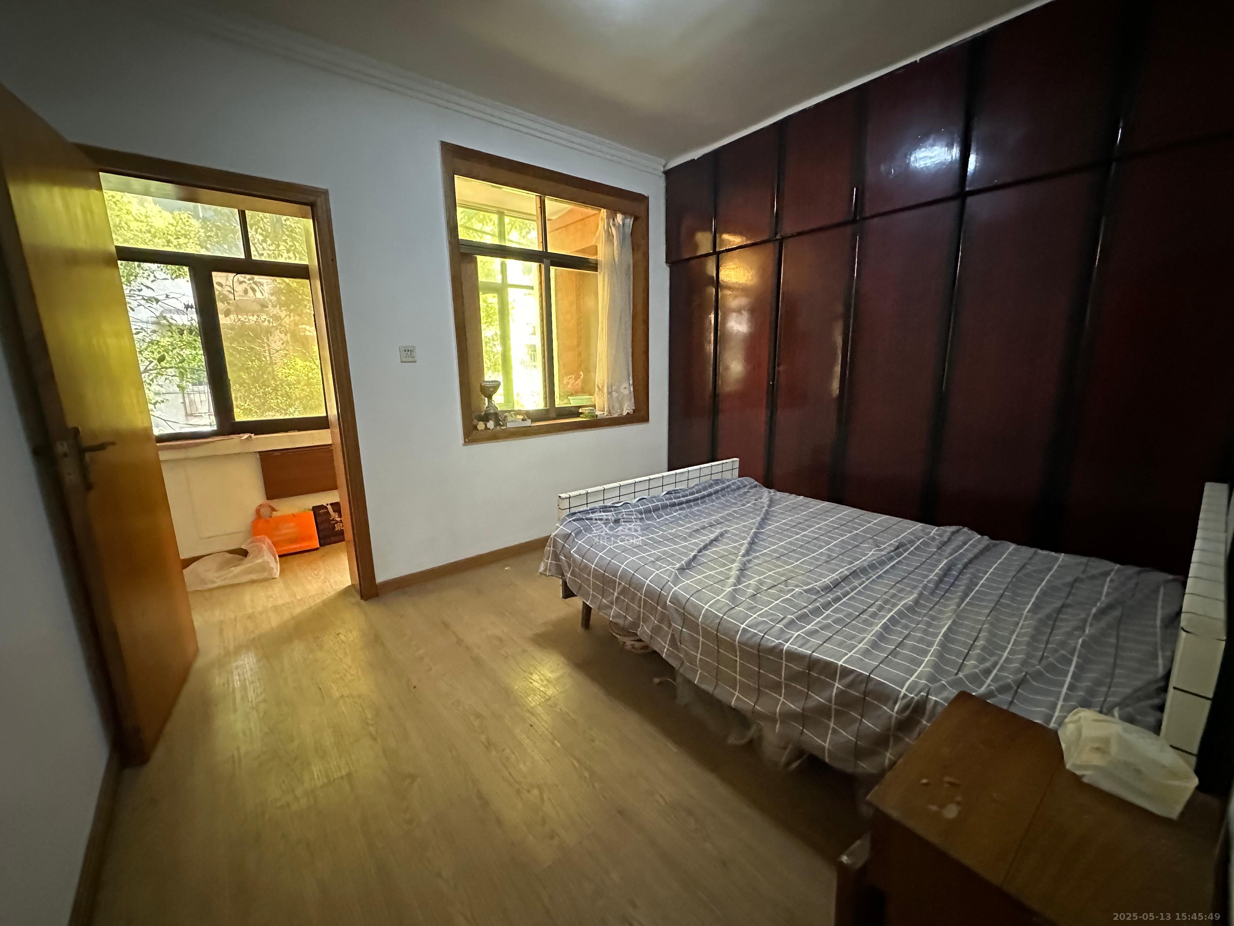 省质检局宿舍 3室2厅1卫 2000.0元/月 省质检局宿舍 3室2厅1卫 2000.0元/月室内图