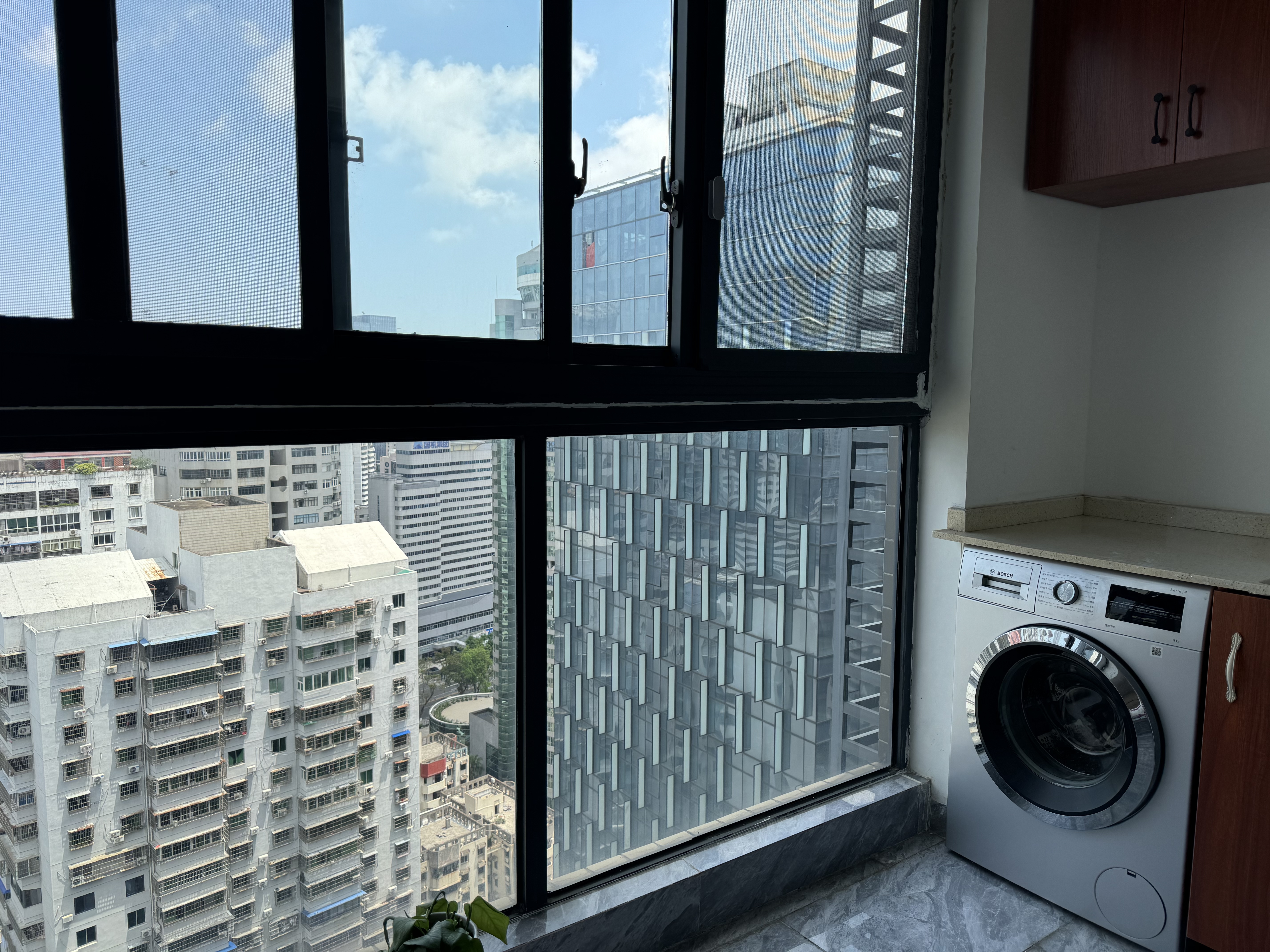 宇建国贸城  2室2厅1卫   4800.00元/月室内图