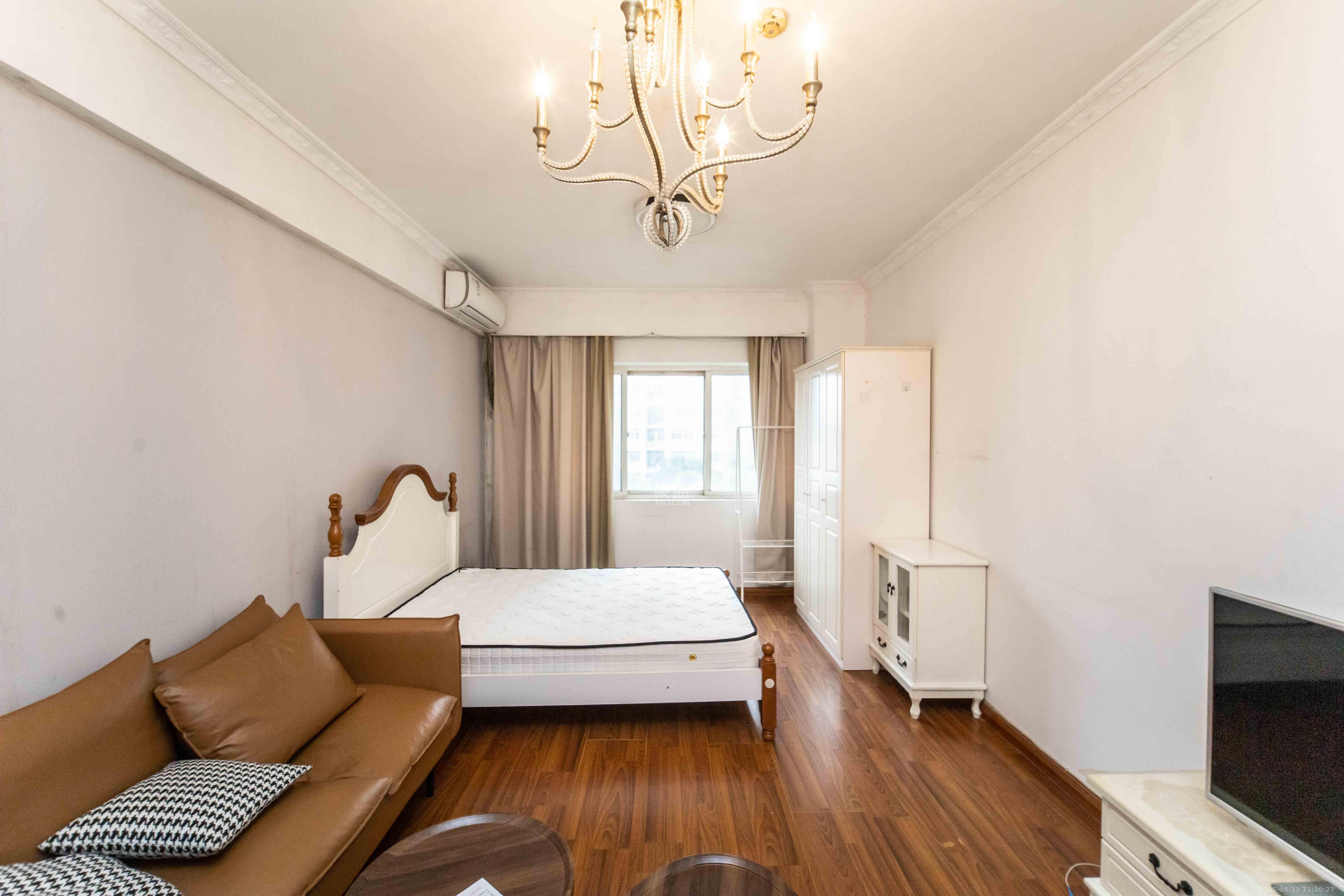 长远华樟名府 1室0厅1卫 25.80万 长远华樟名府 1室0厅1卫 25.80万客厅