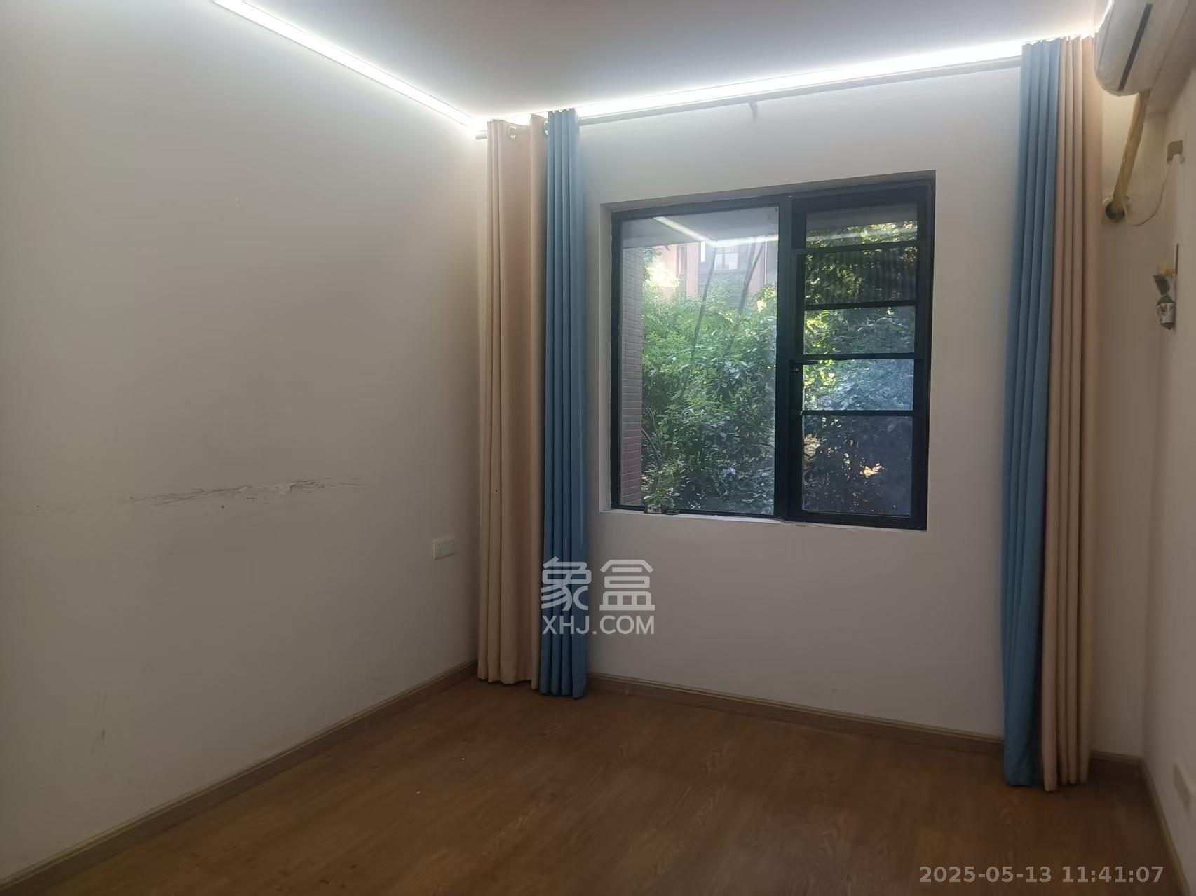 长房天翼未来城 3室2厅2卫 3500.0元/月 长房天翼未来城 3室2厅2卫 3500.0元/月室内图