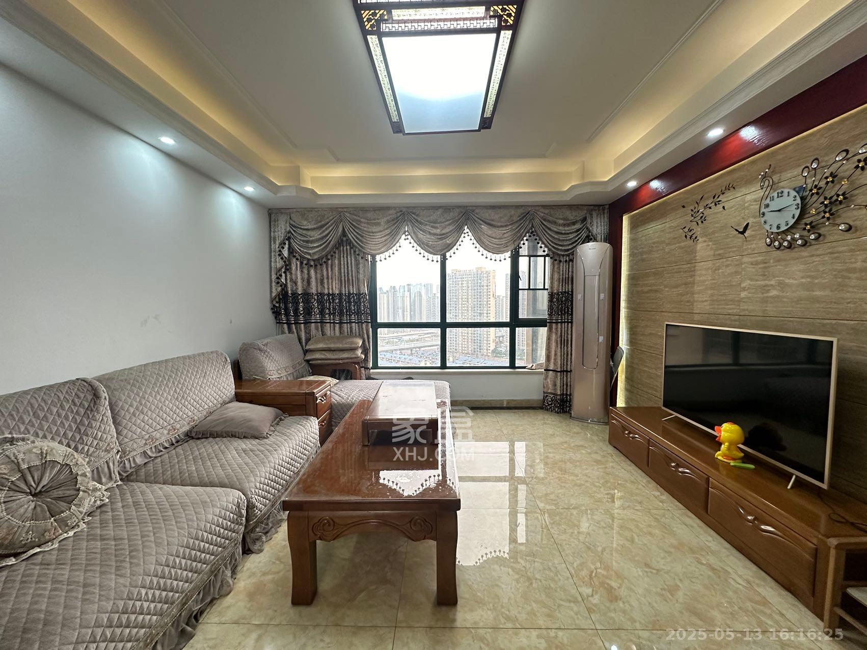 维一星城原山苑 3室2厅2卫 2500.0元/月 维一星城原山苑 3室2厅2卫 2500.0元/月室内图