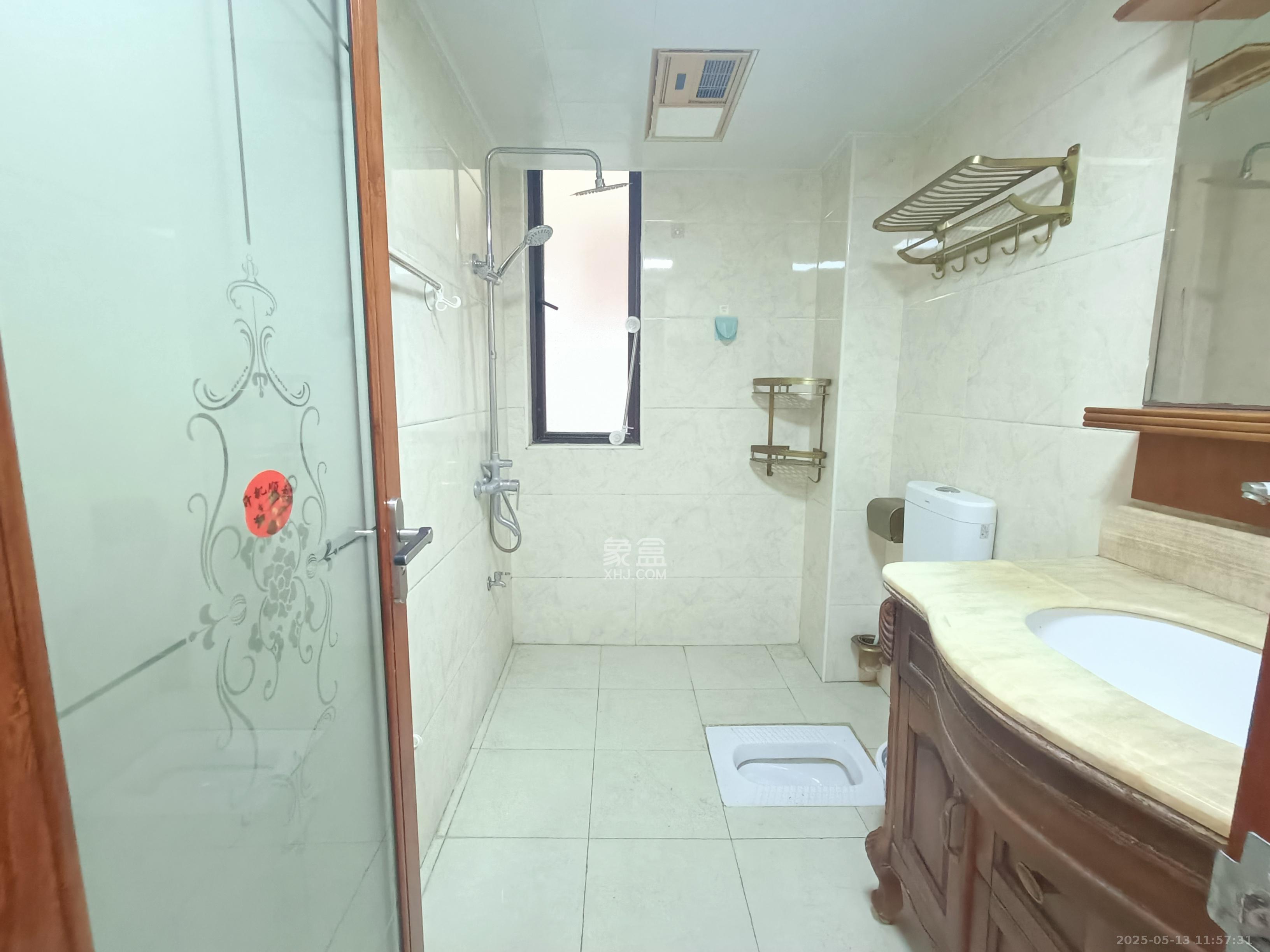 和泓梅溪四季 3室2厅2卫 3000.0元/月 和泓梅溪四季 3室2厅2卫 3000.0元/月室内图