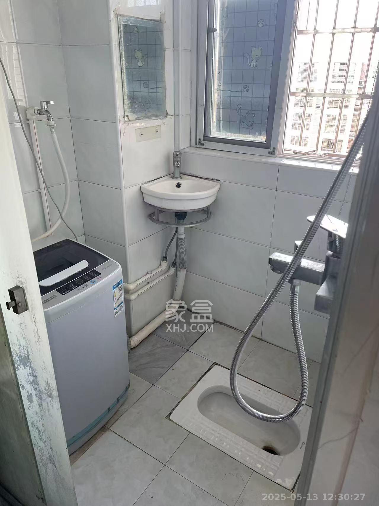 和馨园  1室1厅1卫   1100.00元/月室内图
