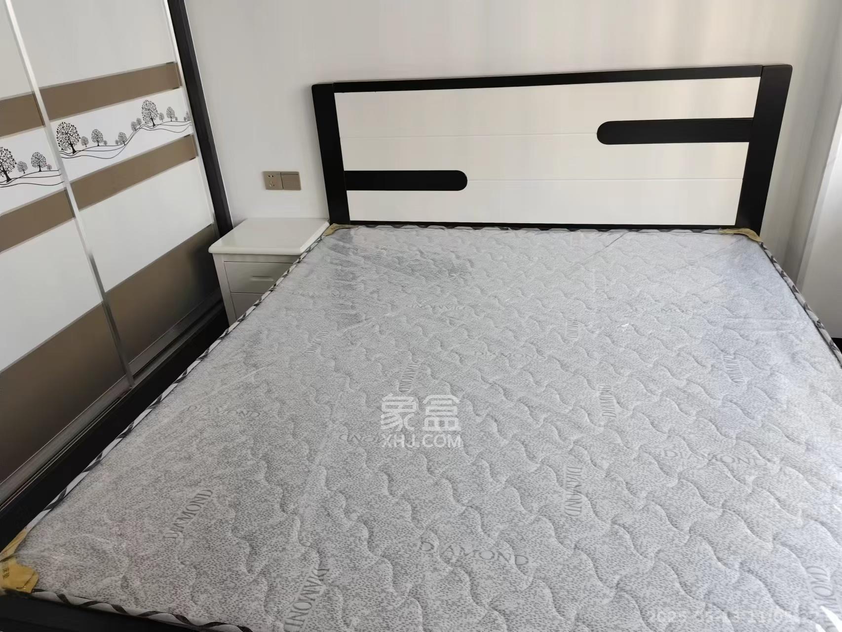 长房明宸府  2室1厅1卫   1600.00元/月室内图