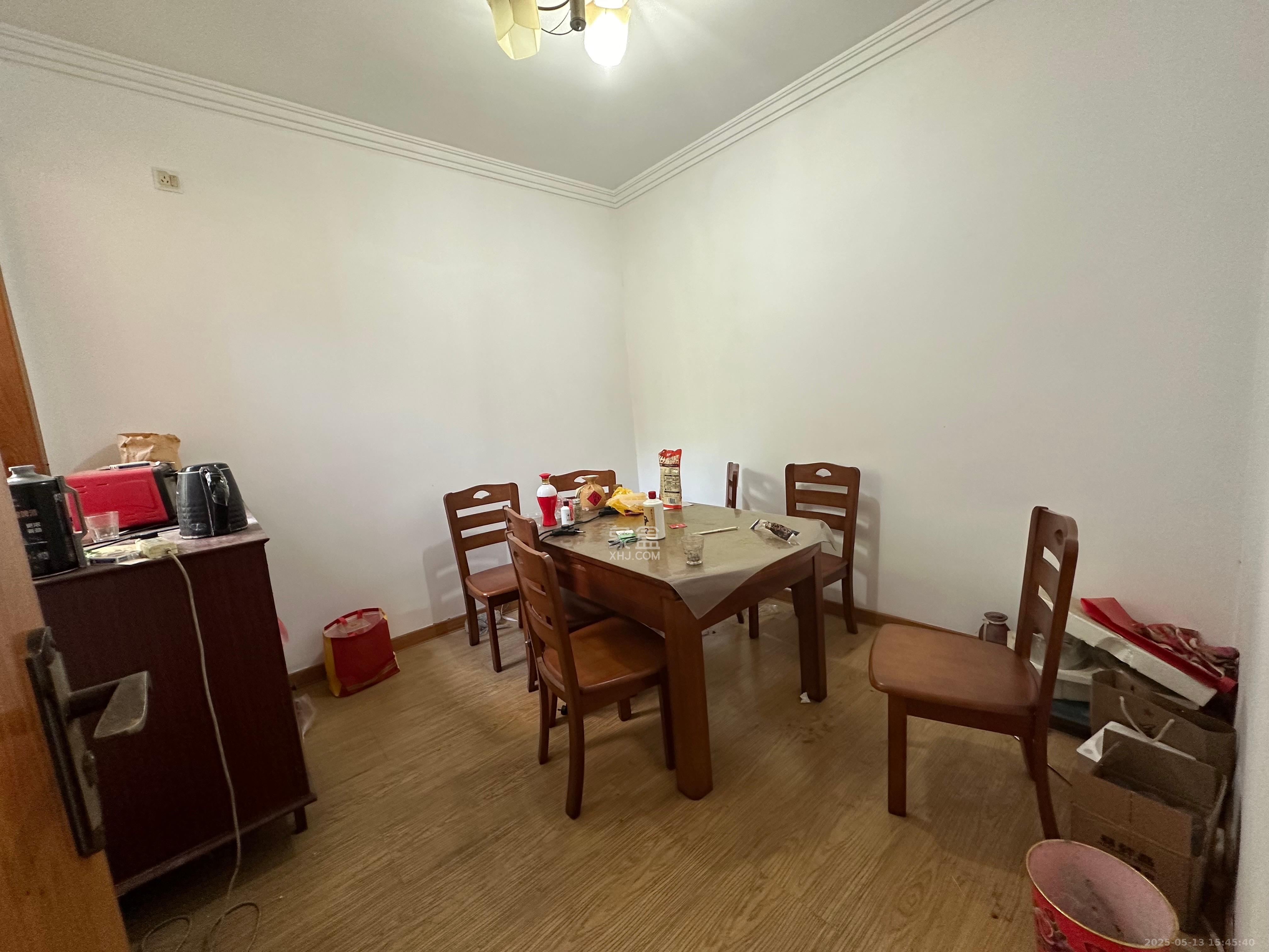 省质检局宿舍 3室2厅1卫 2000.0元/月 省质检局宿舍 3室2厅1卫 2000.0元/月室内图