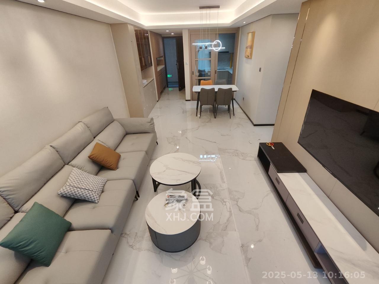 中海麓山境南区  3室2厅2卫   3100.00元/月室内图