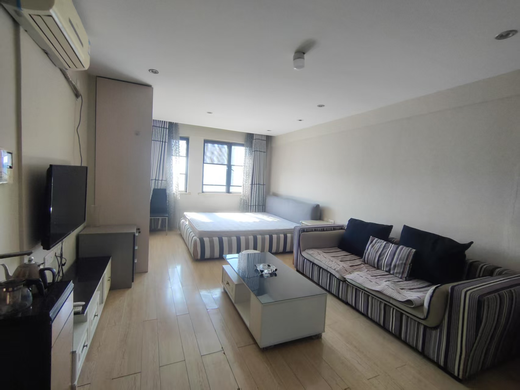 山水国际  1室1厅1卫    23.0万 山水国际  1室1厅1卫    23.0万室内图