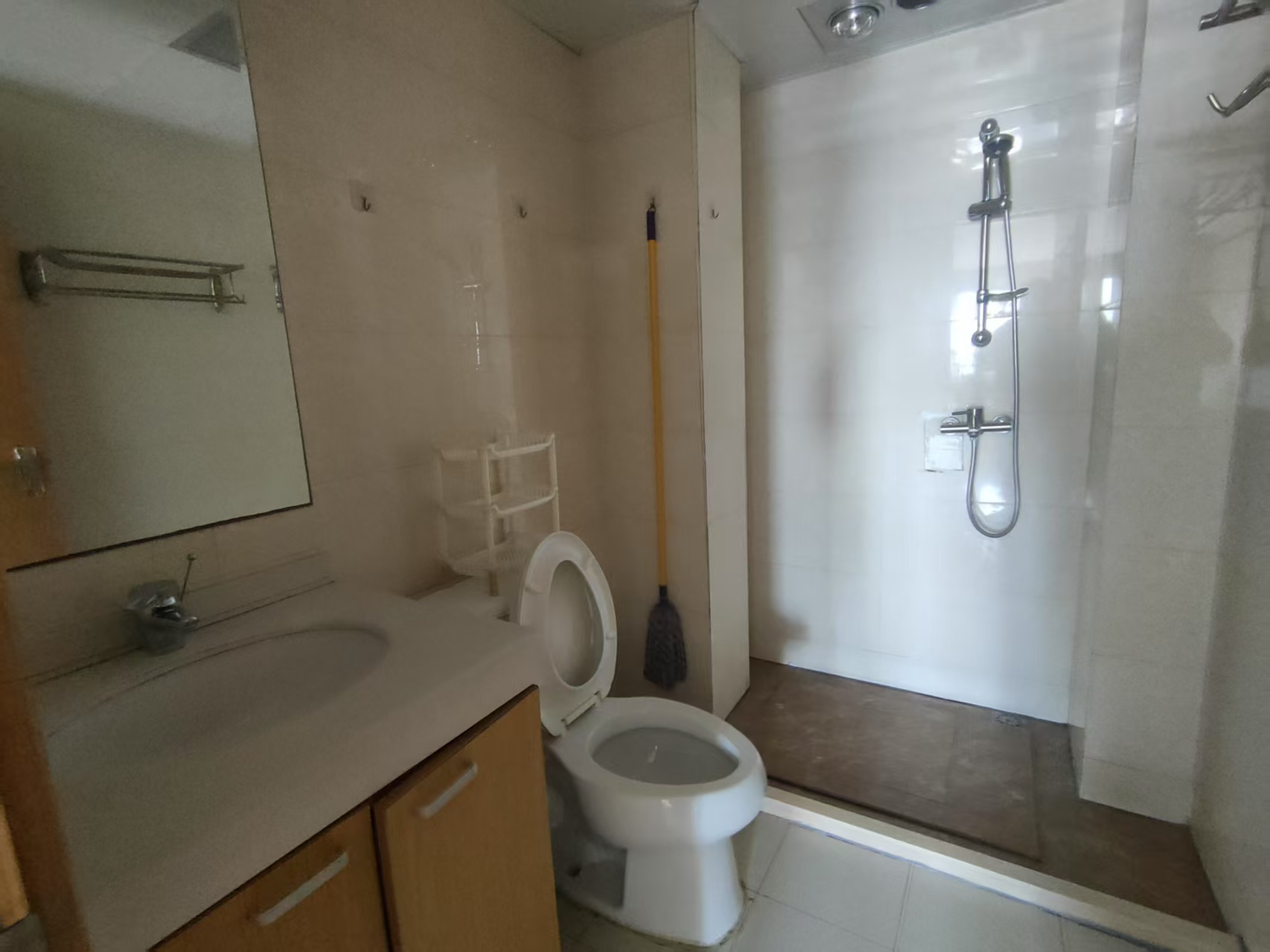 山水国际  1室1厅1卫    23.0万 山水国际  1室1厅1卫    23.0万室内图