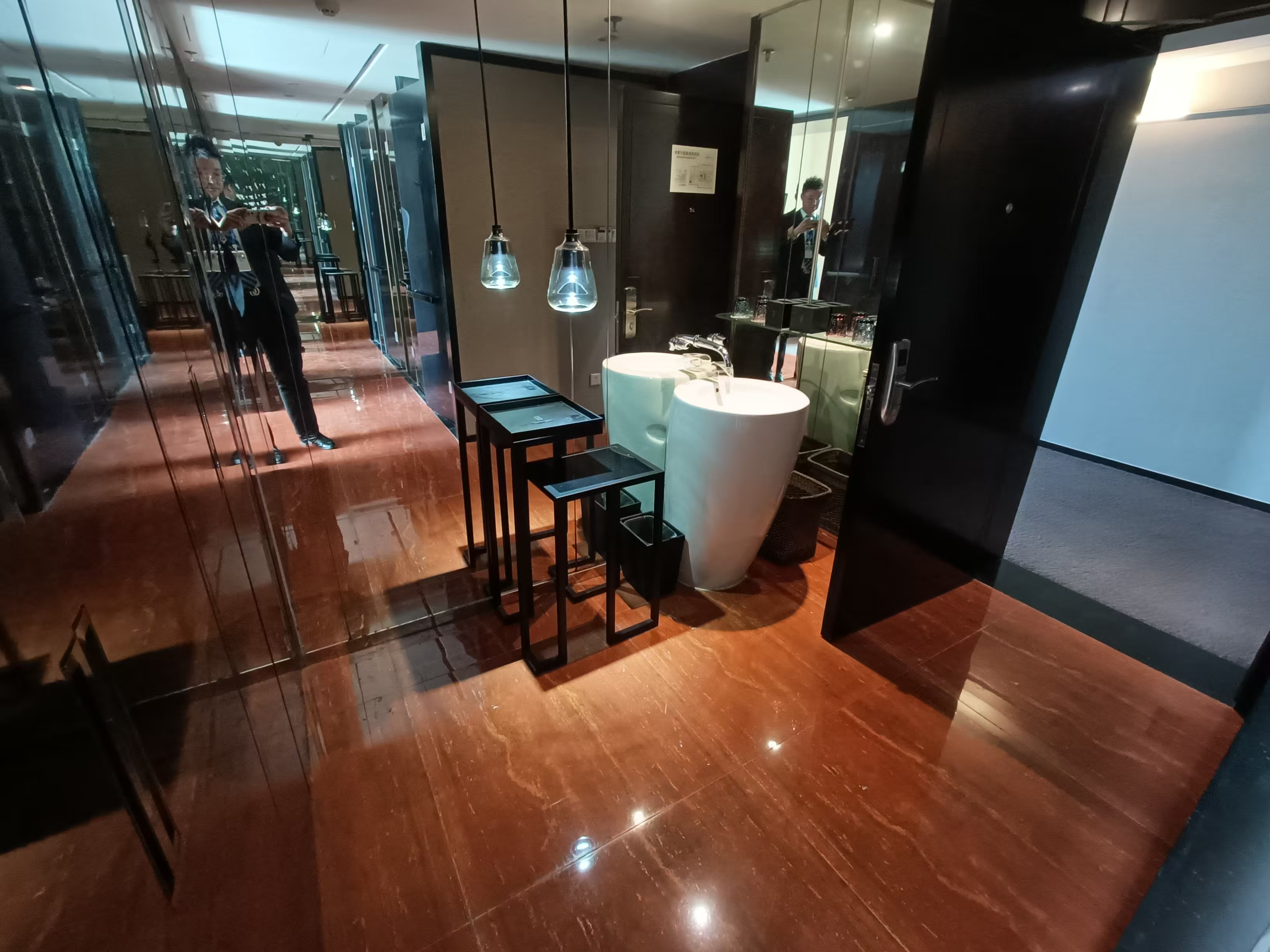 银天国际 1室0厅1卫 19.8万 银天国际 1室0厅1卫 19.8万室内图