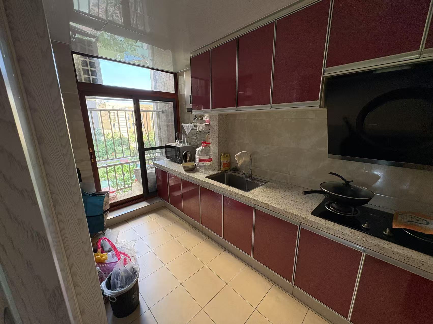 奥园广场  3室1厅2卫    70.0万 奥园广场  3室1厅2卫    70.0万室内图