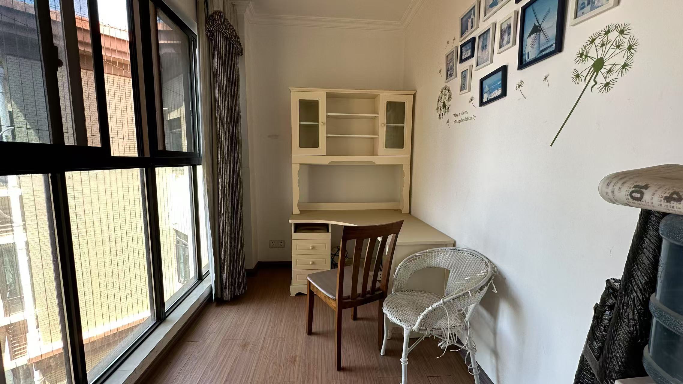 龙腾国际 2室2厅1卫 40.0万 龙腾国际 2室2厅1卫 40.0万室内图