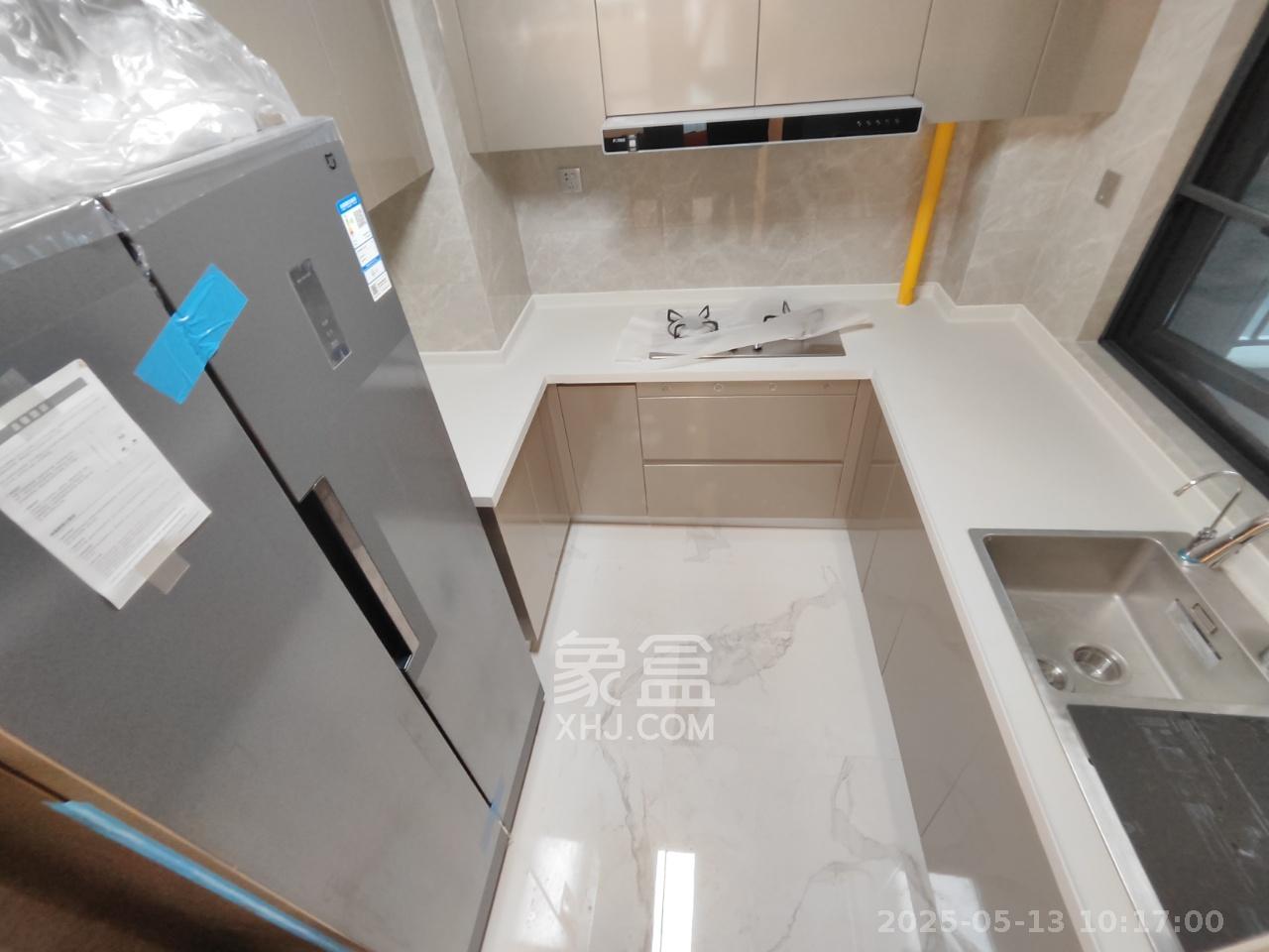 中海麓山境南区  3室2厅2卫   3100.00元/月室内图