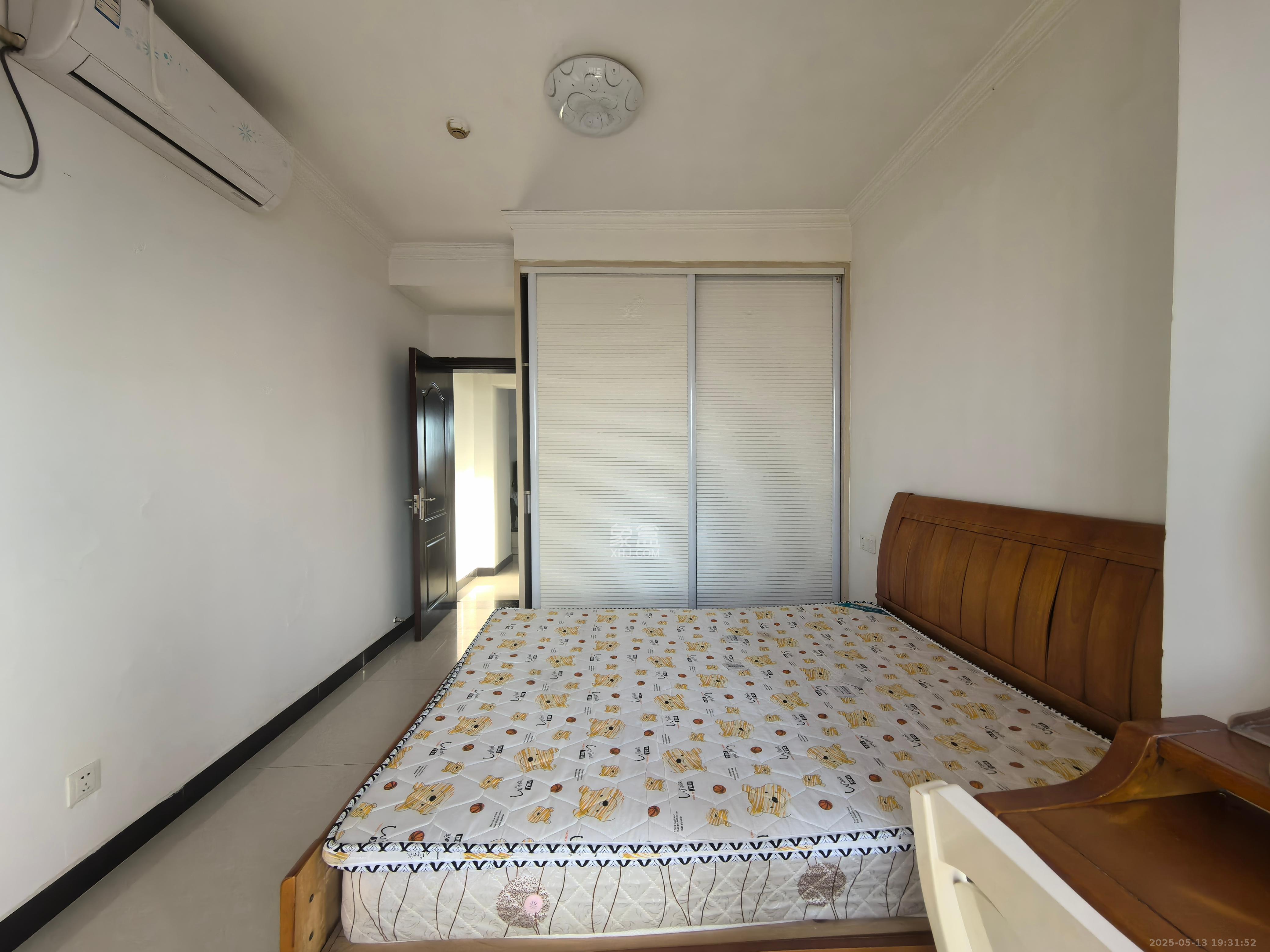 华天LOHO小镇  1室1厅1卫   1350.00元/月室内图
