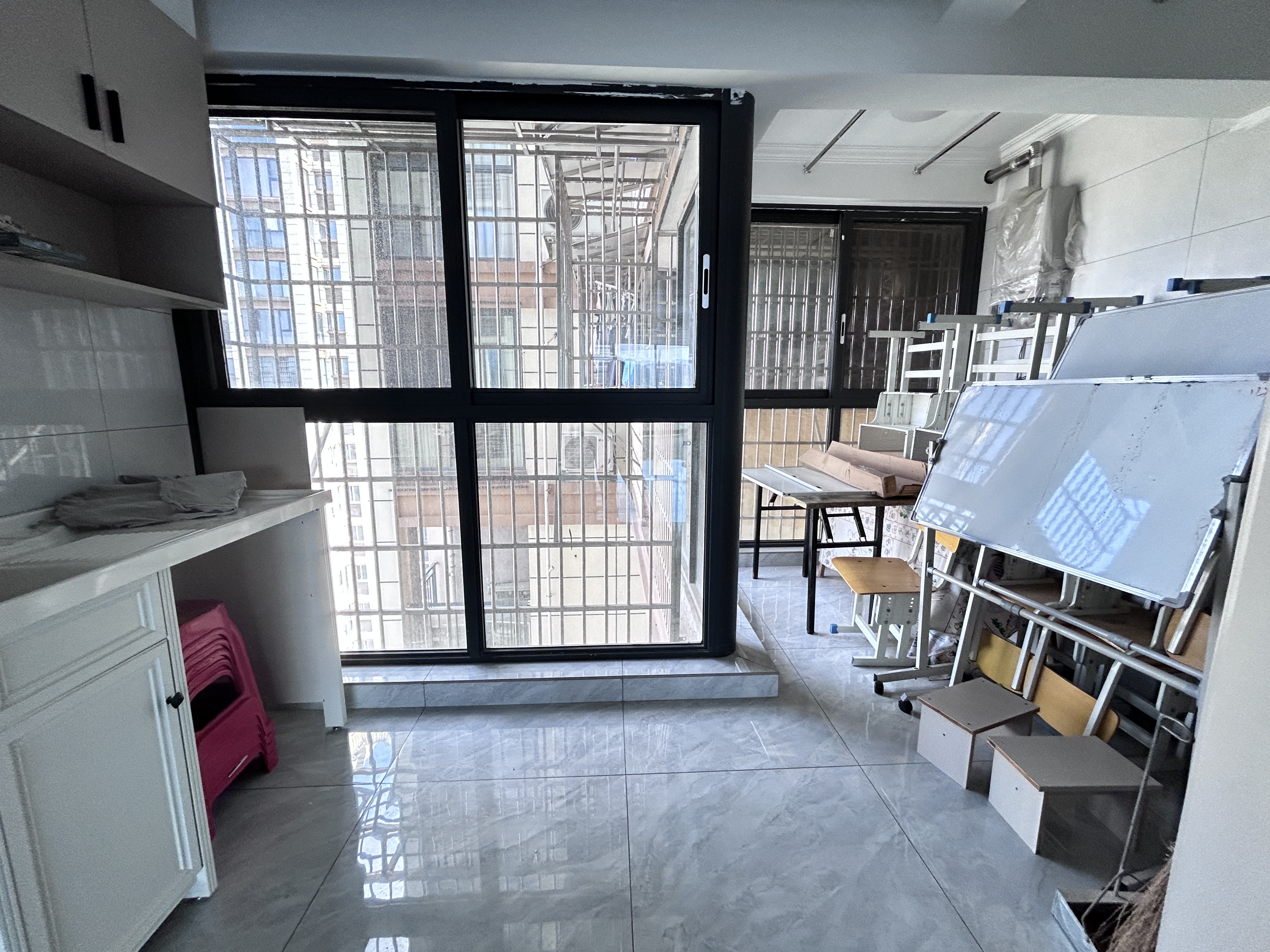 天成国际 1室0厅0卫 2200.0元/月 天成国际 1室0厅0卫 2200.0元/月室内图