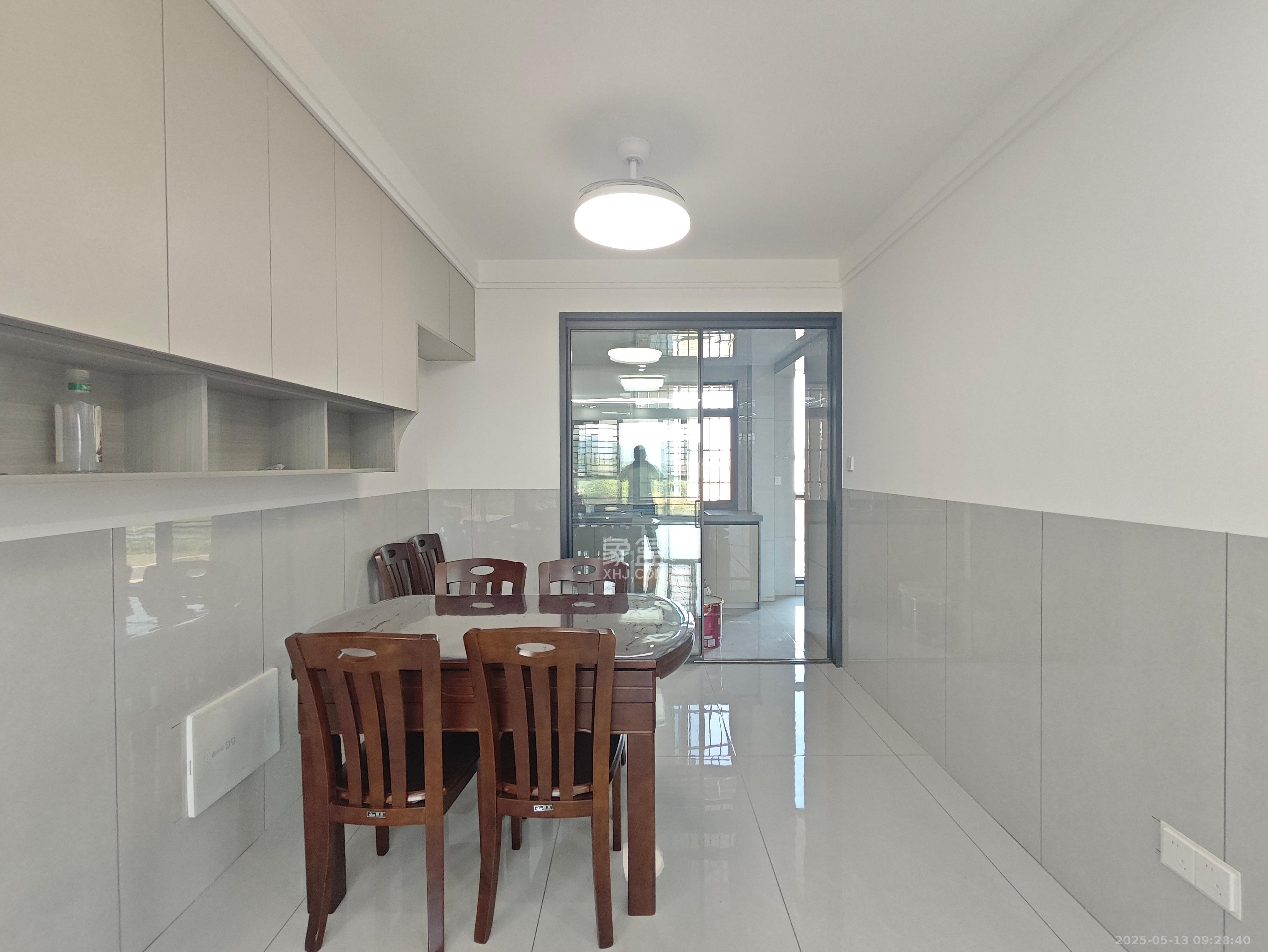 智达佳园  3室2厅2卫    2000.0元/月 智达佳园  3室2厅2卫    2000.0元/月室内图