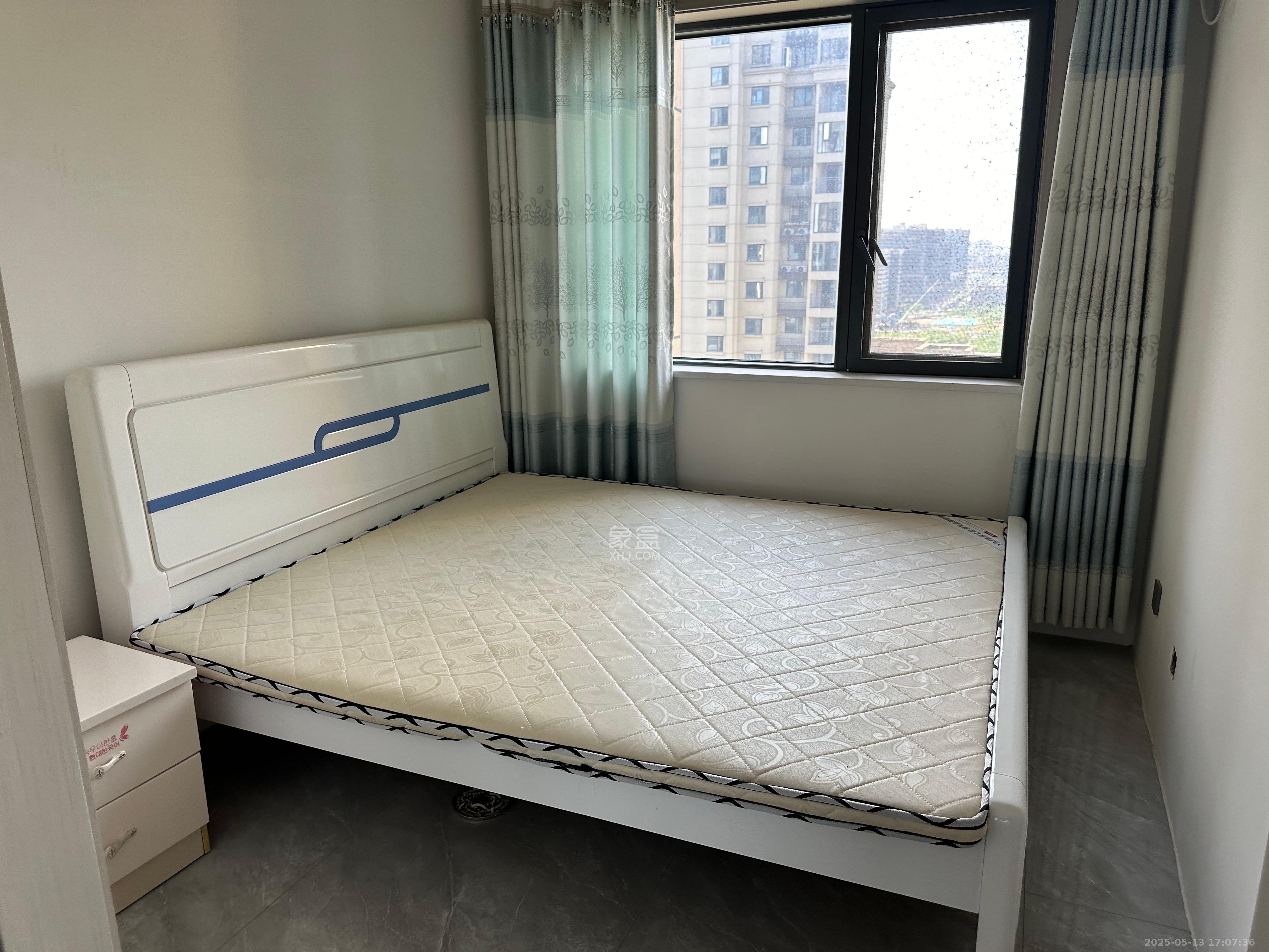 通号岭绣苑  4室2厅0卫   2200.00元/月室内图