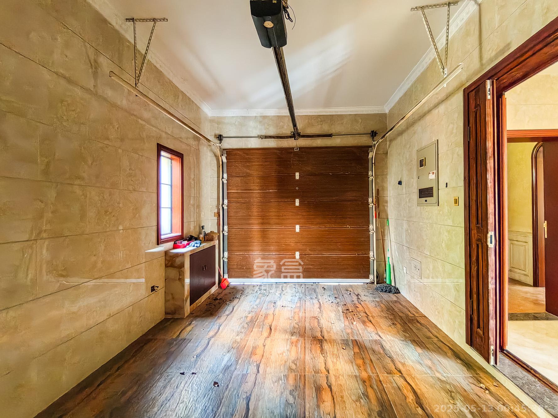 好望谷 5室3厅3卫 828.0万 好望谷 5室3厅3卫 828.0万其他