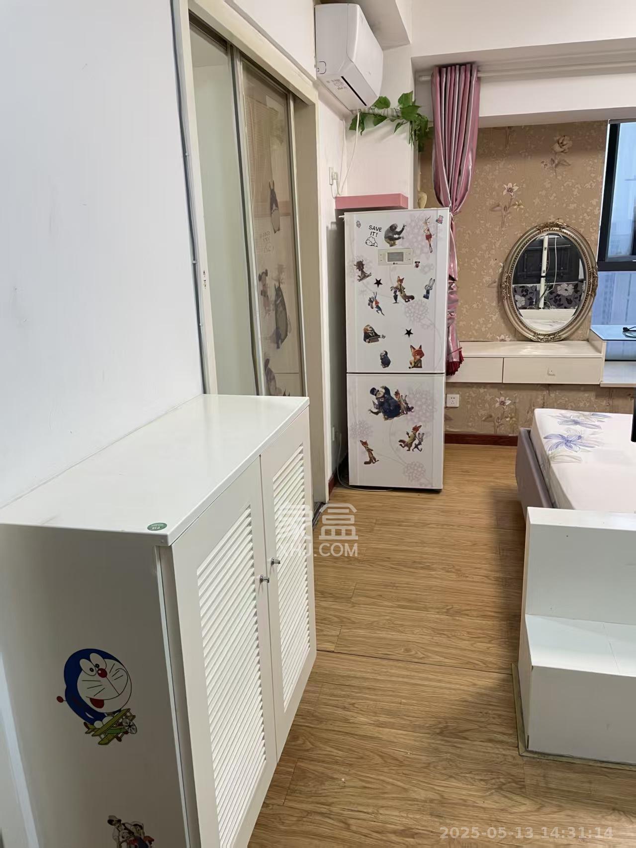 云鼎公馆  1室1厅1卫    1200.0元/月室内图