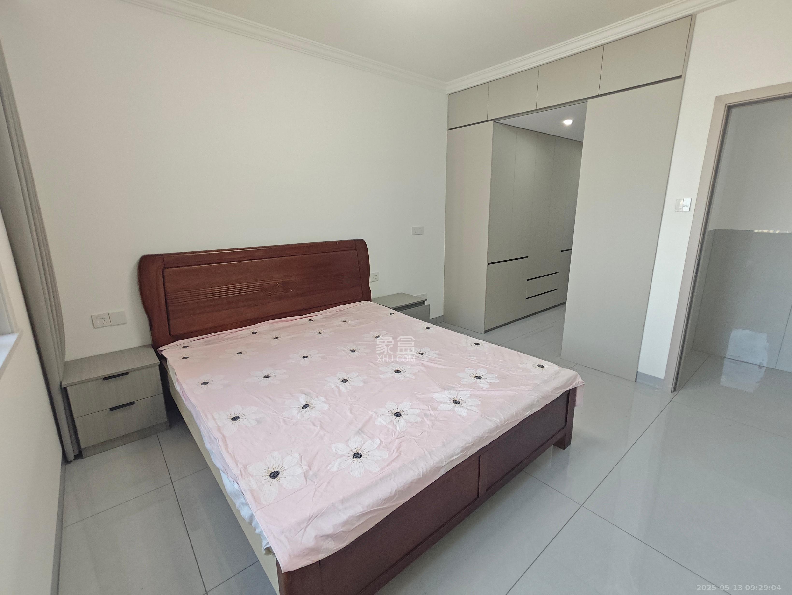 智达佳园  3室2厅2卫    2000.0元/月 智达佳园  3室2厅2卫    2000.0元/月室内图