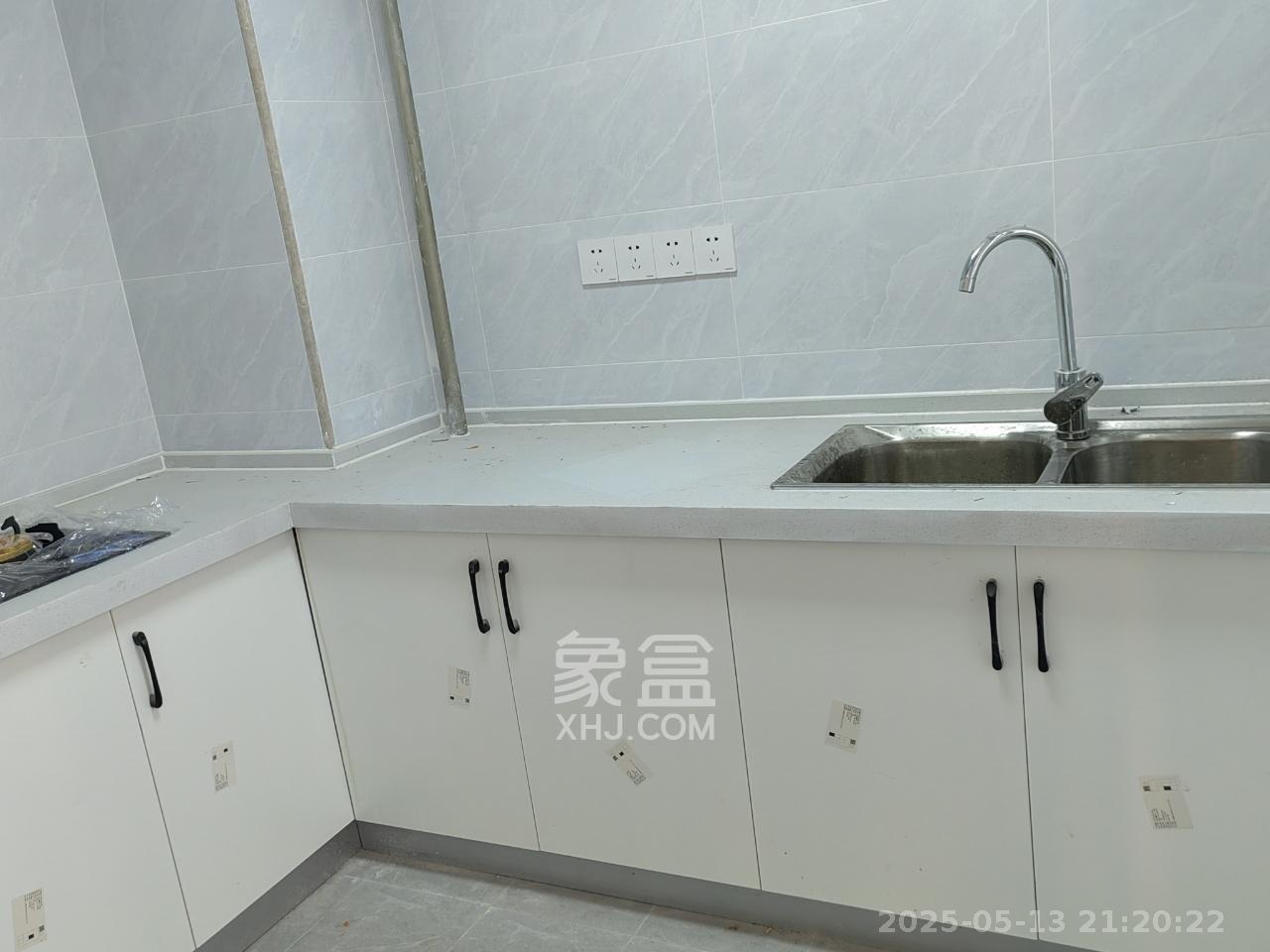 凯富南方鑫城 2室2厅1卫 1800.0元/月 凯富南方鑫城 2室2厅1卫 1800.0元/月室内图