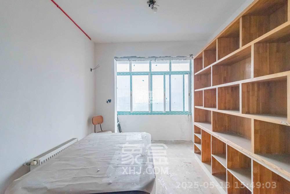 藏珑湖上国际花园 4室2厅2卫 3000.0元/月 藏珑湖上国际花园 4室2厅2卫 3000.0元/月室内图