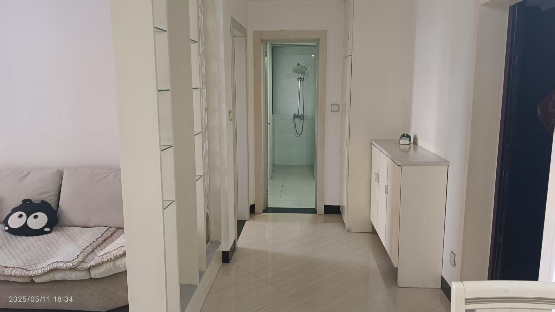 新华名筑  2室1厅1卫   1800.00元/月室内图