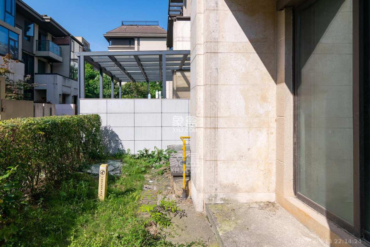 华润桃源里 5室3厅3卫 160.0万 华润桃源里 5室3厅3卫 160.0万其他