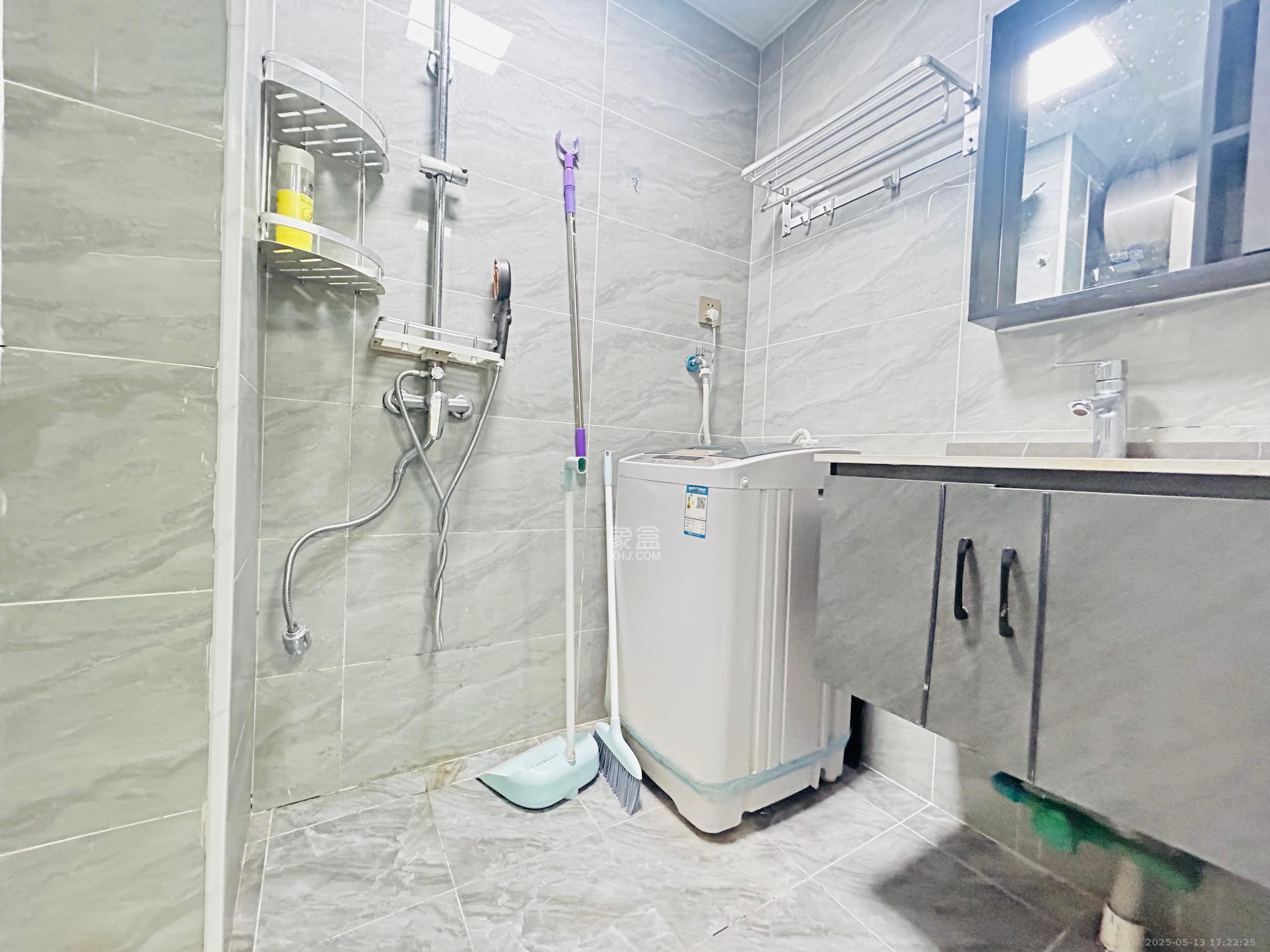 龙湖湘江星座(祺鑫星座公寓) 2室0厅0卫 1500.0元/月 龙湖湘江星座(祺鑫星座公寓) 2室0厅0卫 1500.0元/月室内图