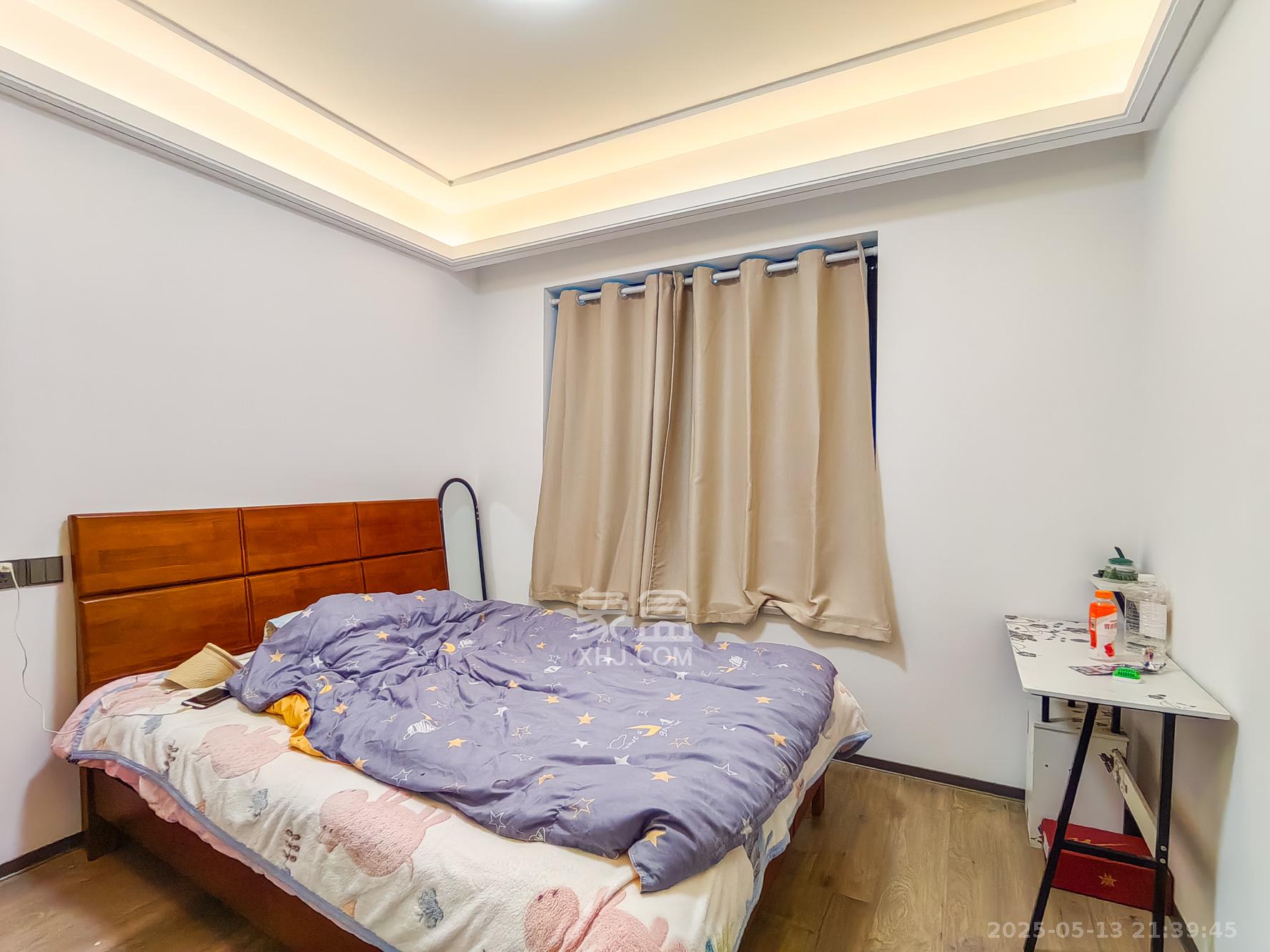 荣盛锦绣学府  3室2厅2卫    89.8万 荣盛锦绣学府  3室2厅2卫    89.8万卧室