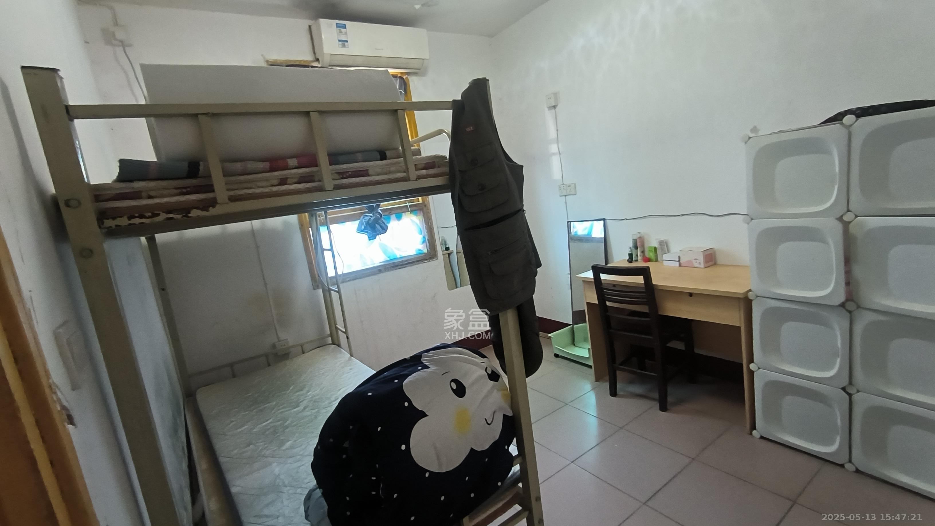红旗社区  2室1厅1卫   1200.00元/月室内图1