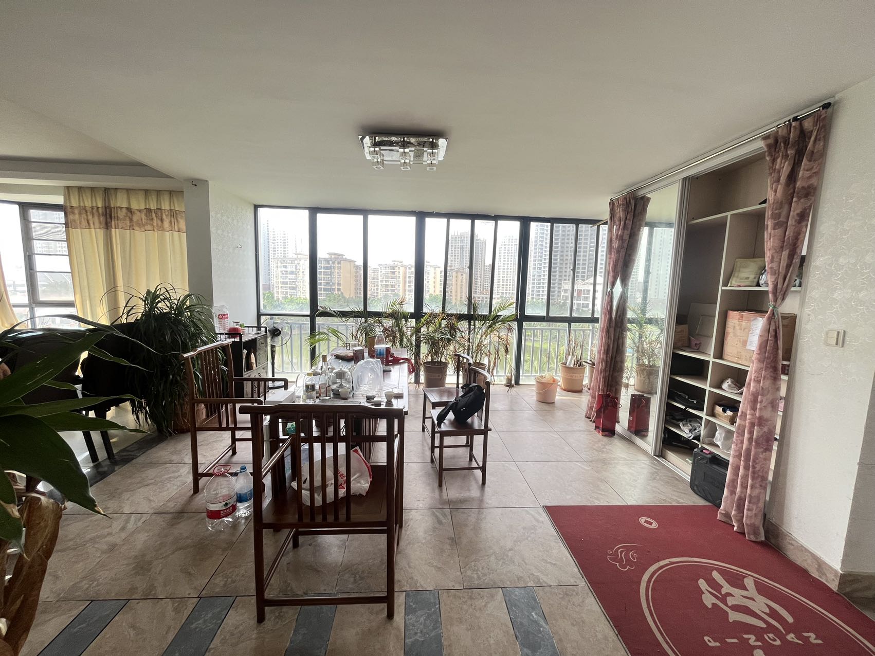 水云天 4室2厅2卫 236.0万 水云天 4室2厅2卫 236.0万室内图