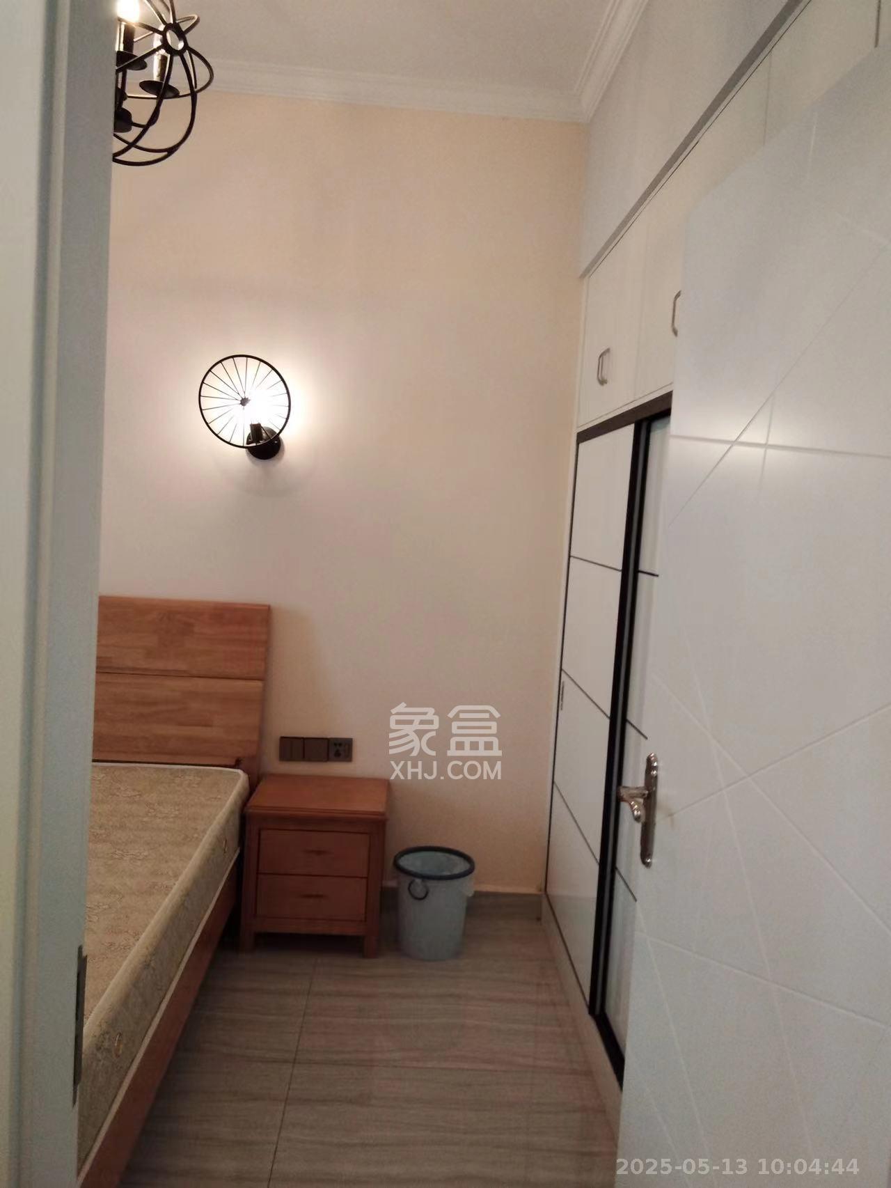 听香水榭  1室1厅1卫   1900.00元/月室内图