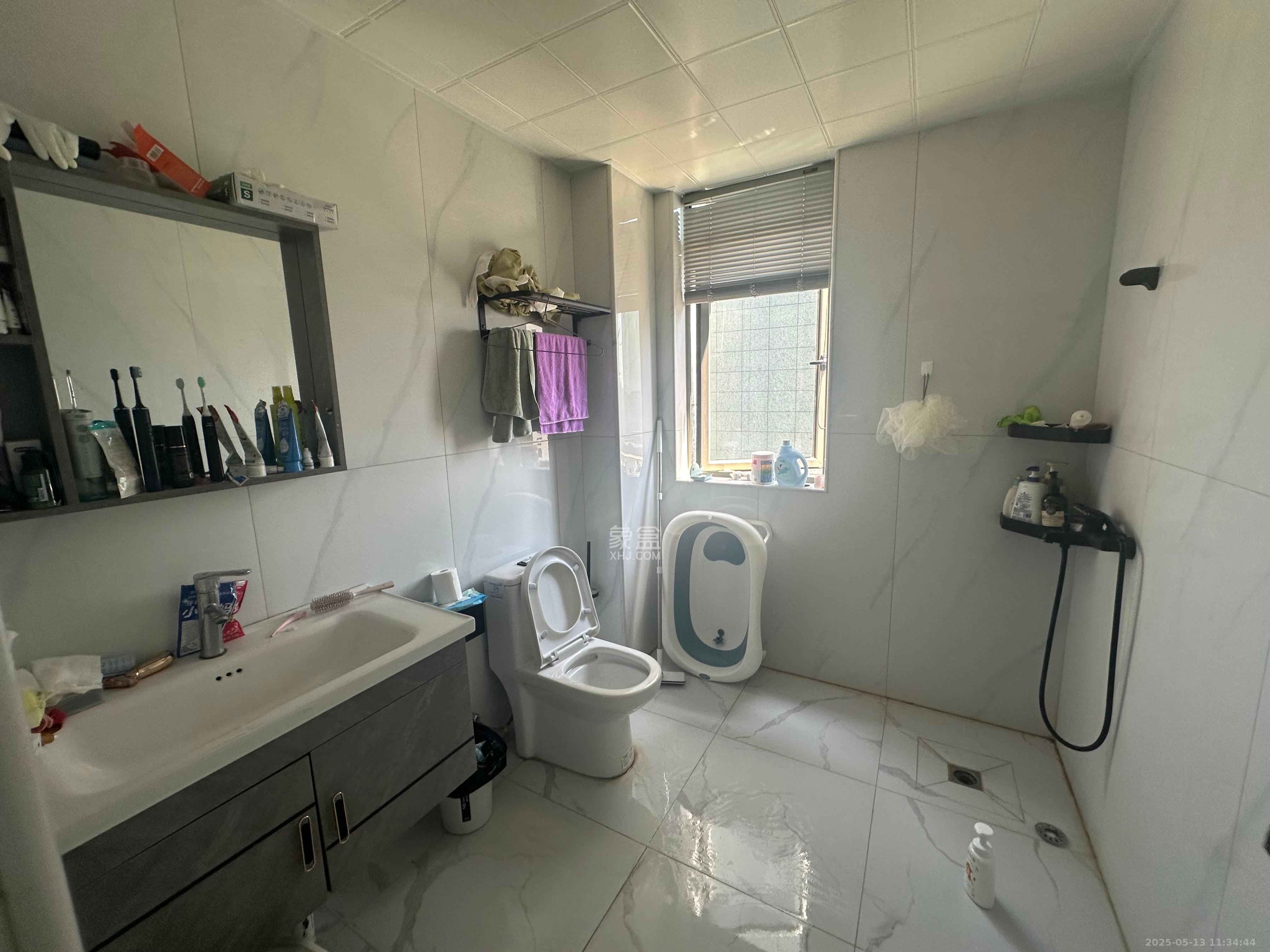 万象府台 4室2厅2卫 5280.0元/月 万象府台 4室2厅2卫 5280.0元/月室内图