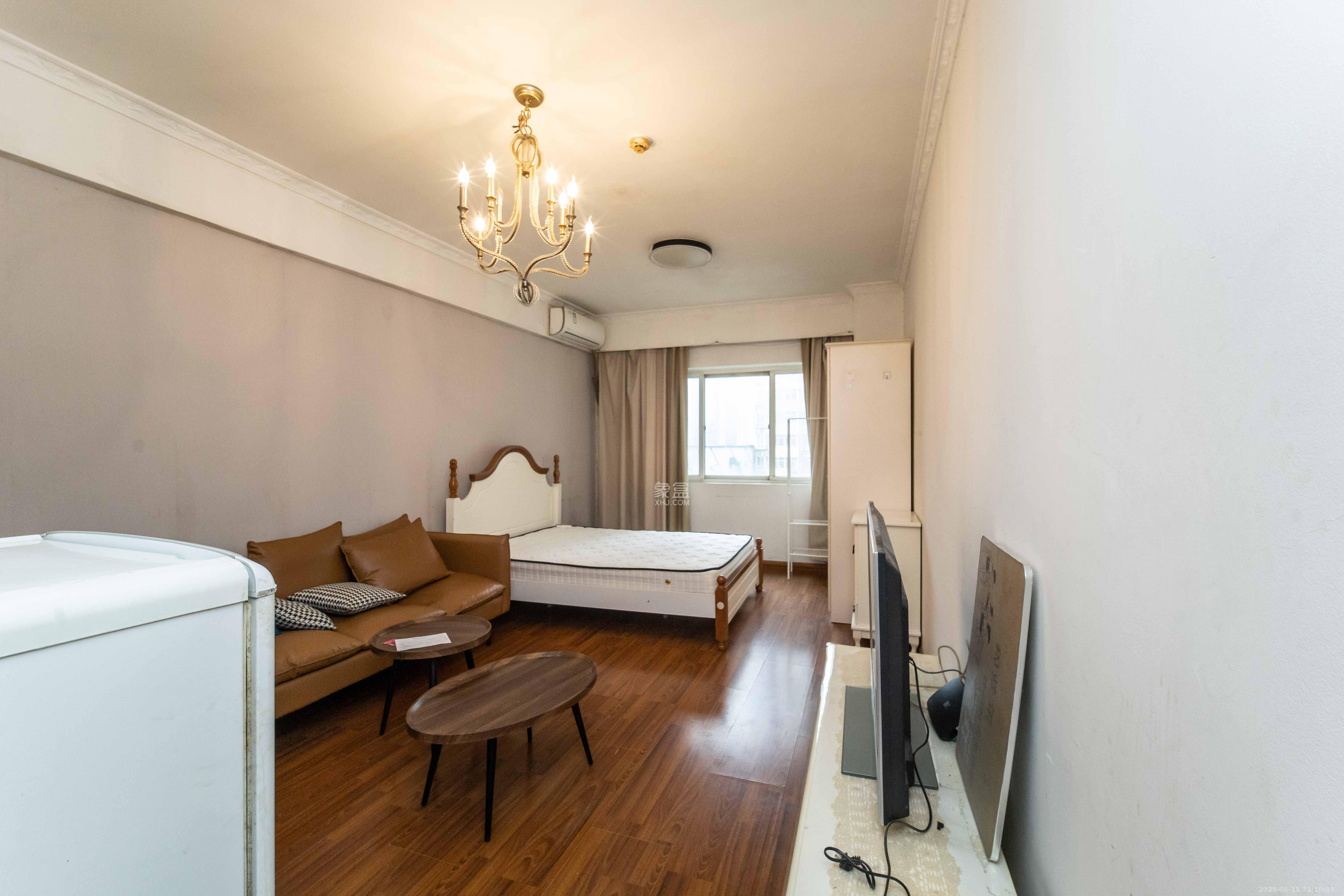 长远华樟名府 1室0厅1卫 25.80万 长远华樟名府 1室0厅1卫 25.80万卧室