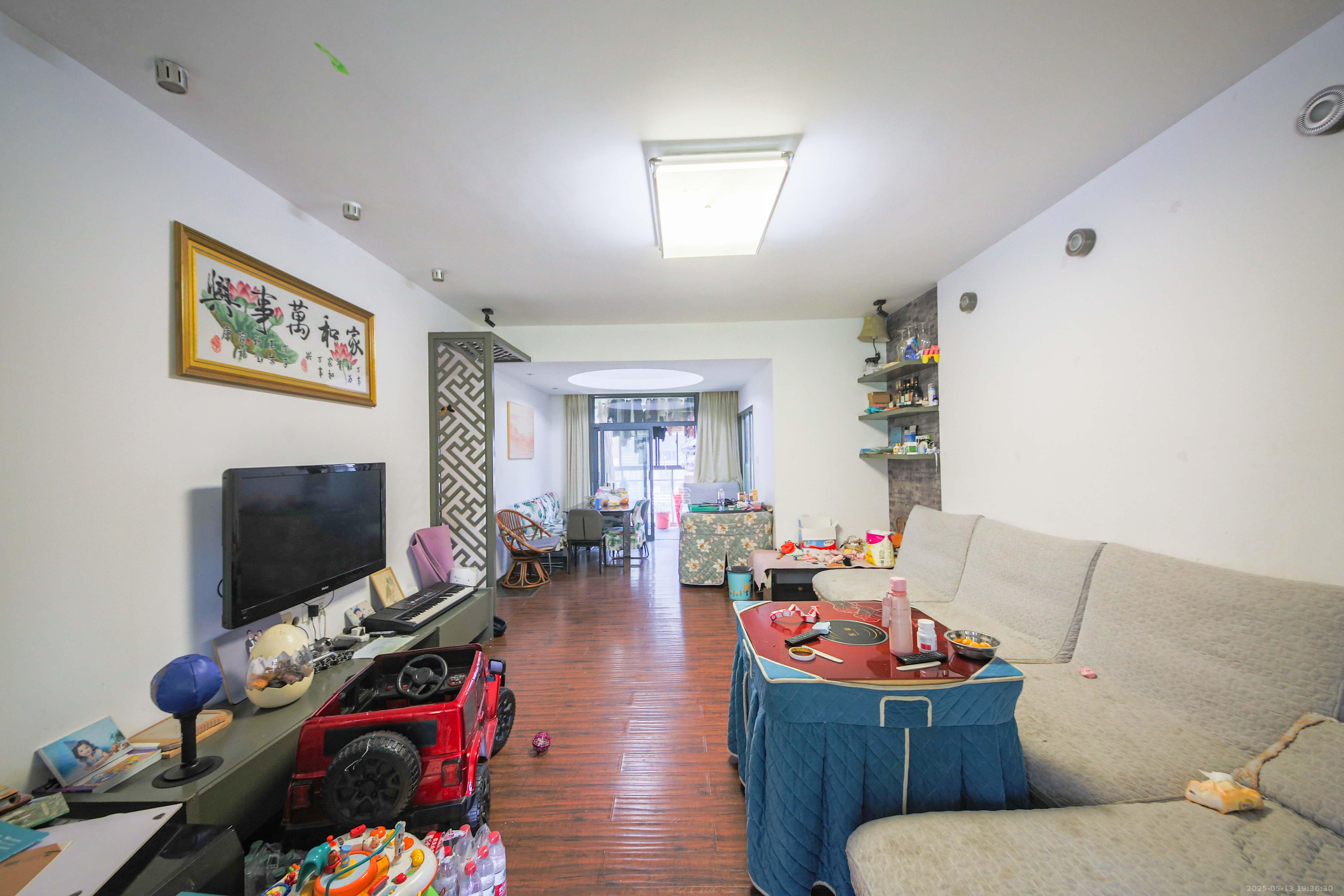 奥林匹克花园 3室2厅2卫 122.0万 奥林匹克花园 3室2厅2卫 122.0万客厅