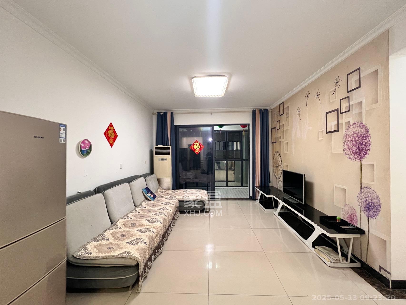 中南红领邦(红星嘉和苑) 4室2厅2卫 2000.0元/月 中南红领邦(红星嘉和苑) 4室2厅2卫 2000.0元/月室内图