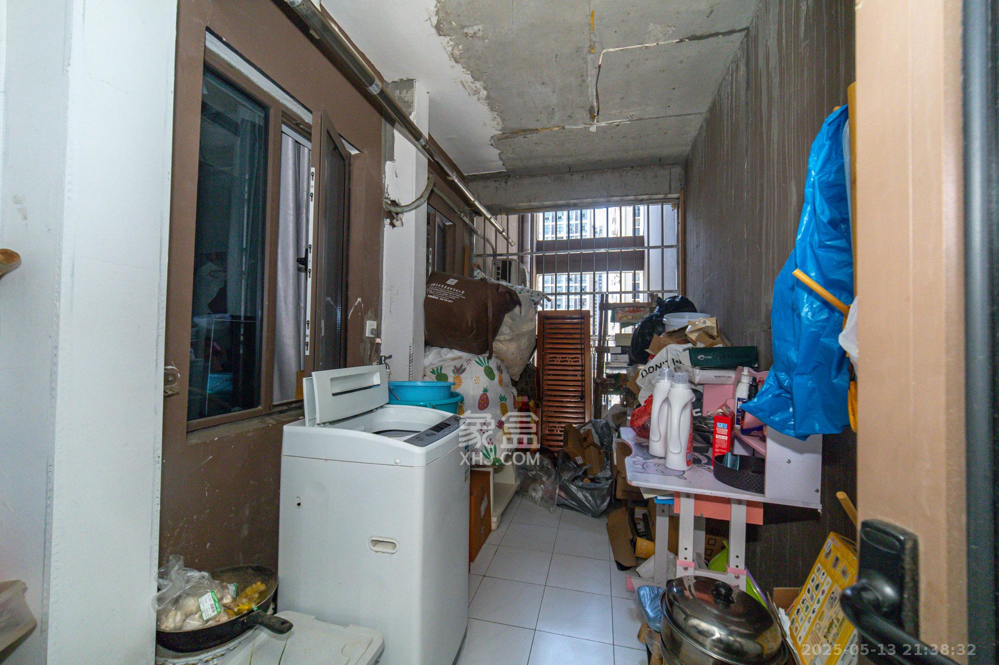 新长海广场  3室2厅1卫    54.8万 新长海广场  3室2厅1卫    54.8万阳台