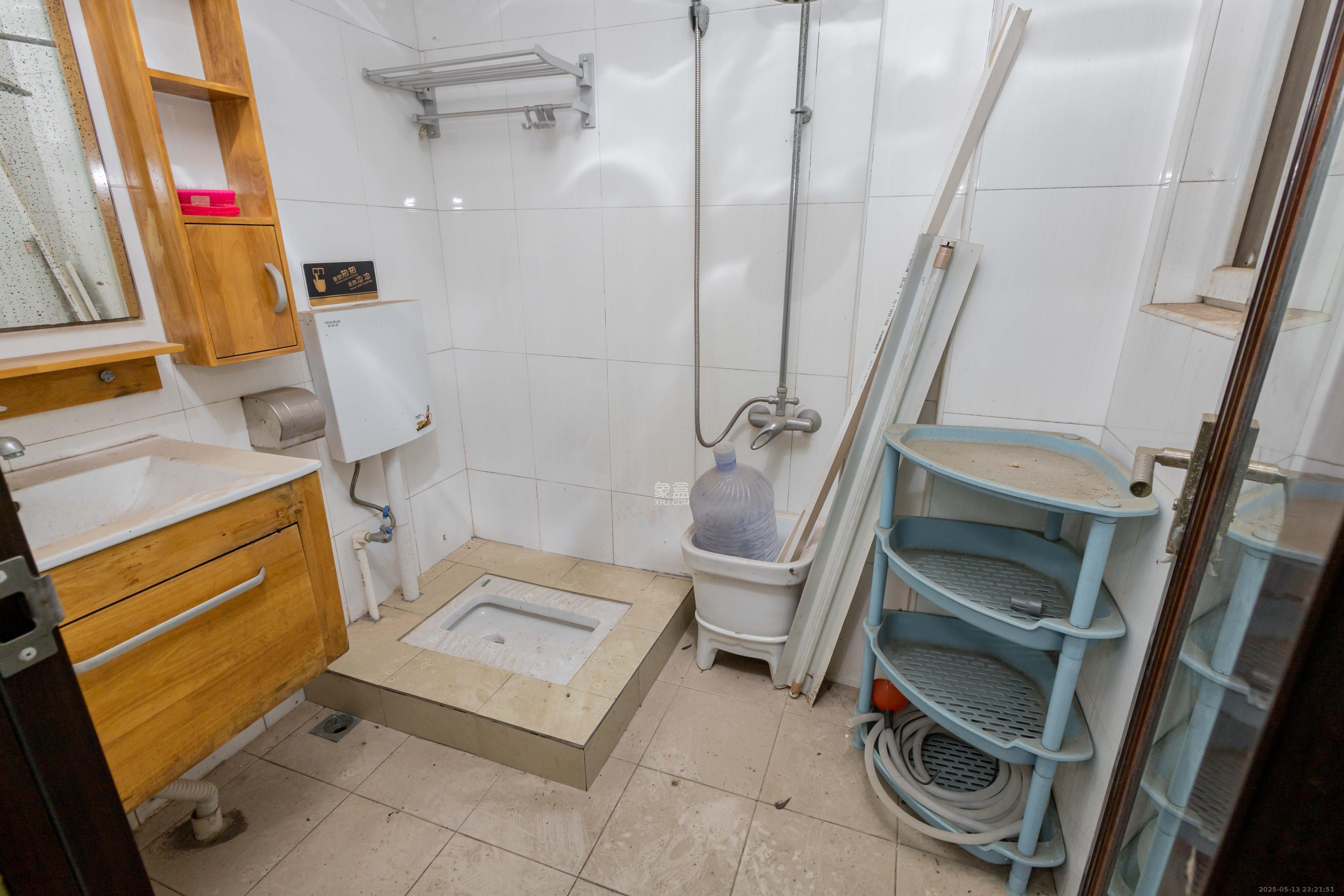 星城国际 1室2厅1卫 50.0万 星城国际 1室2厅1卫 50.0万卫生间